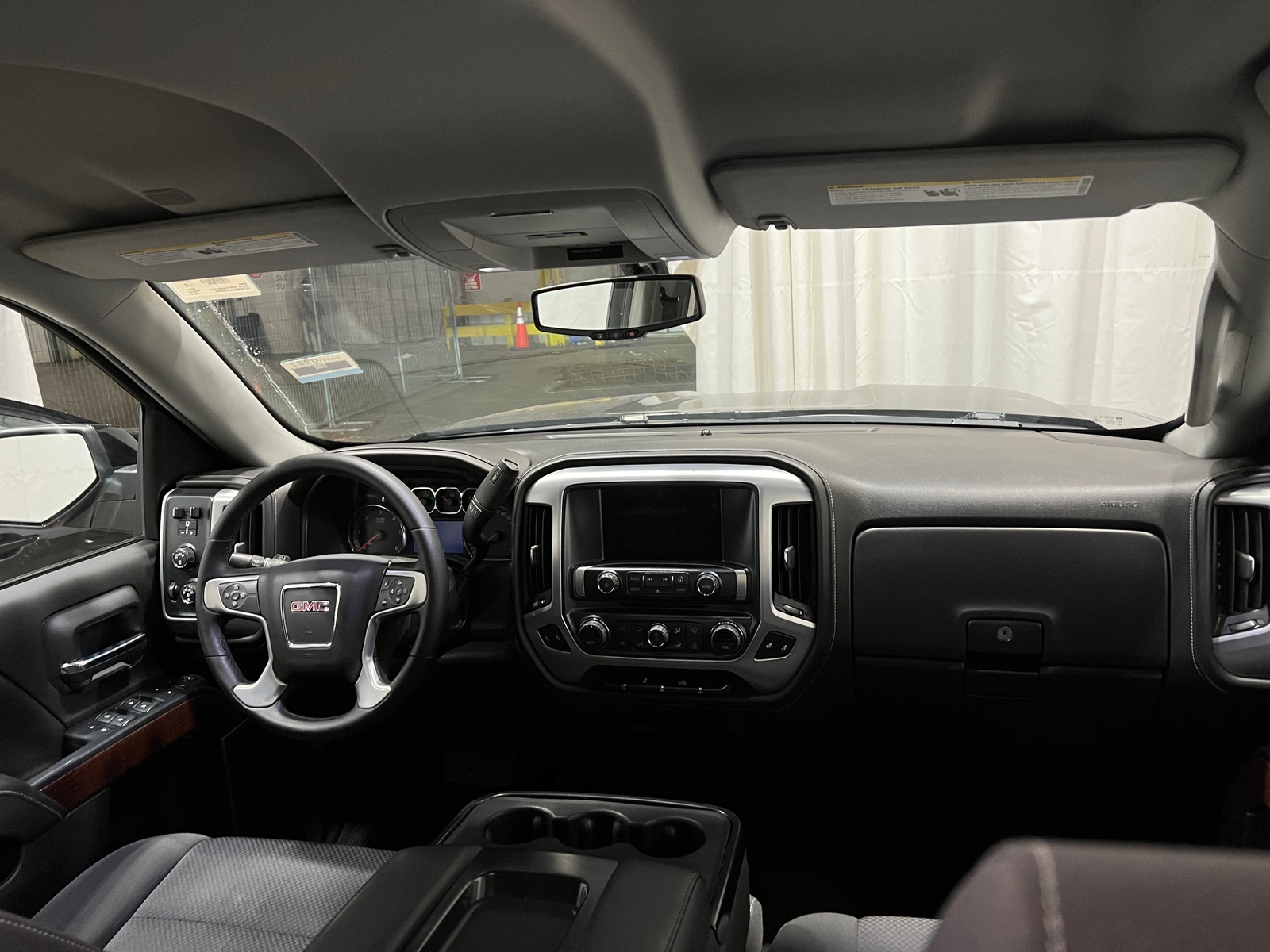 Thumbnail: 2018 GMC Sierra 1500 - 3