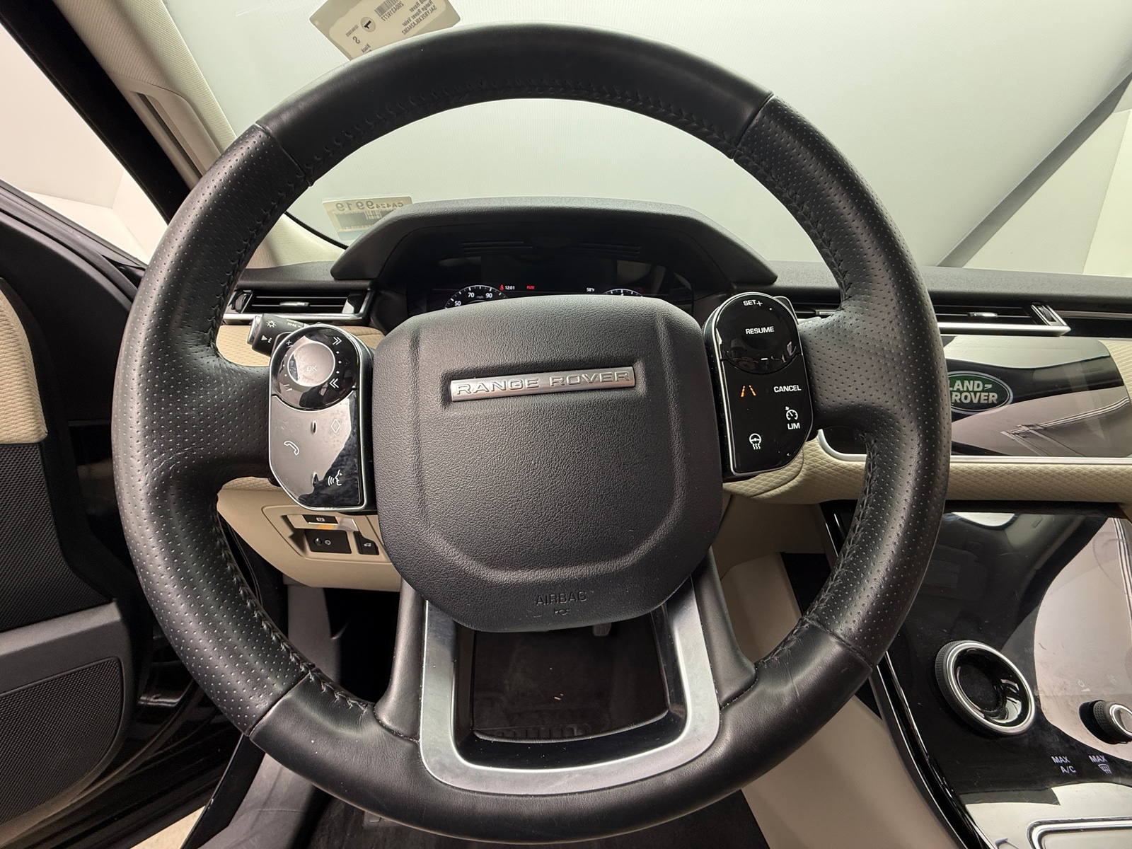 Thumbnail: 2020 Land Rover Range Rover Velar - 4