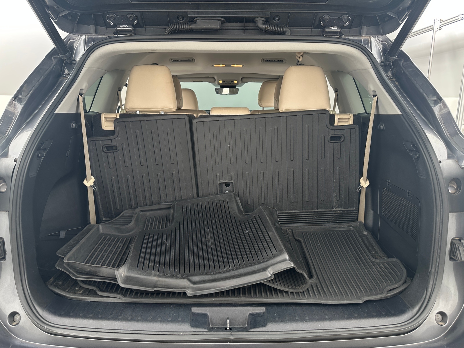 Thumbnail: 2022 Toyota Highlander - 6