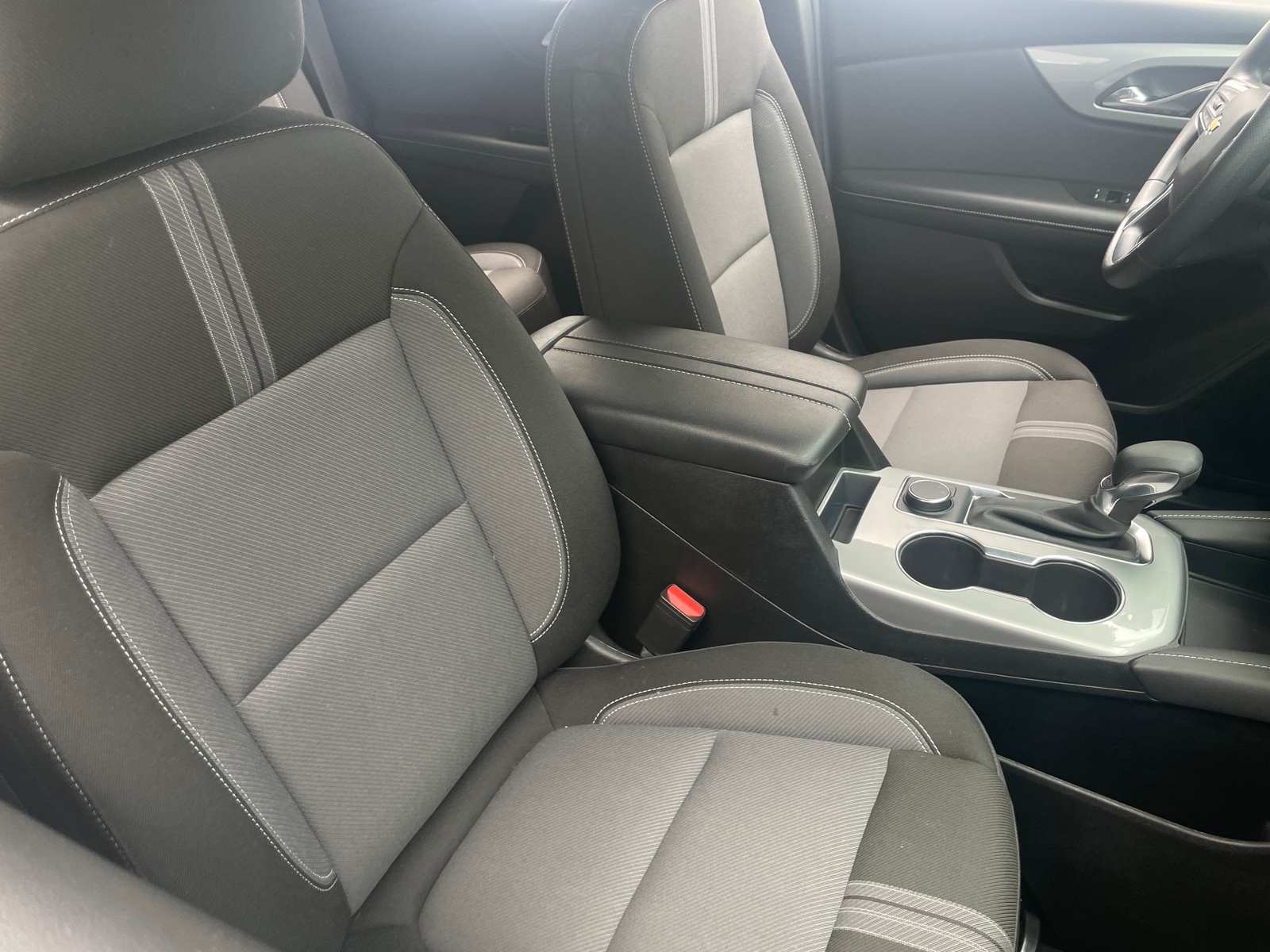 Thumbnail: 2025 Chevrolet Blazer - 2