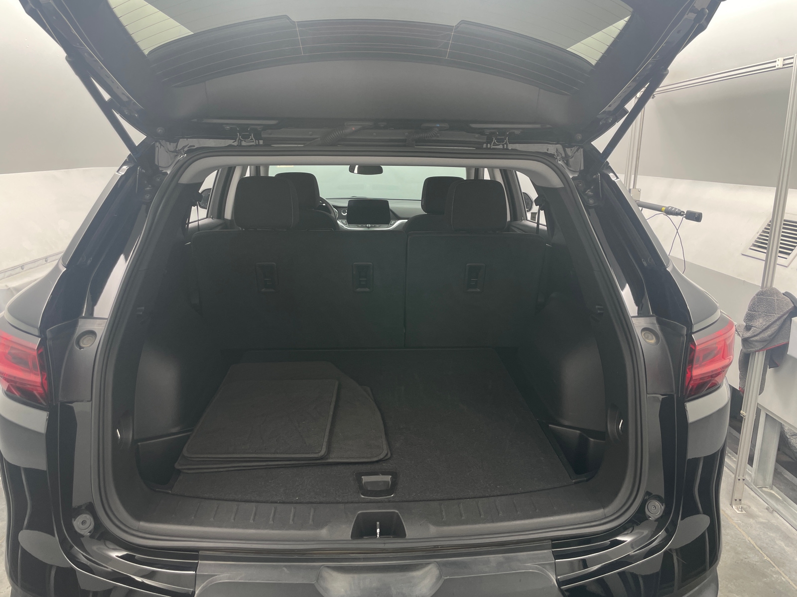 Thumbnail: 2025 Chevrolet Blazer - 7