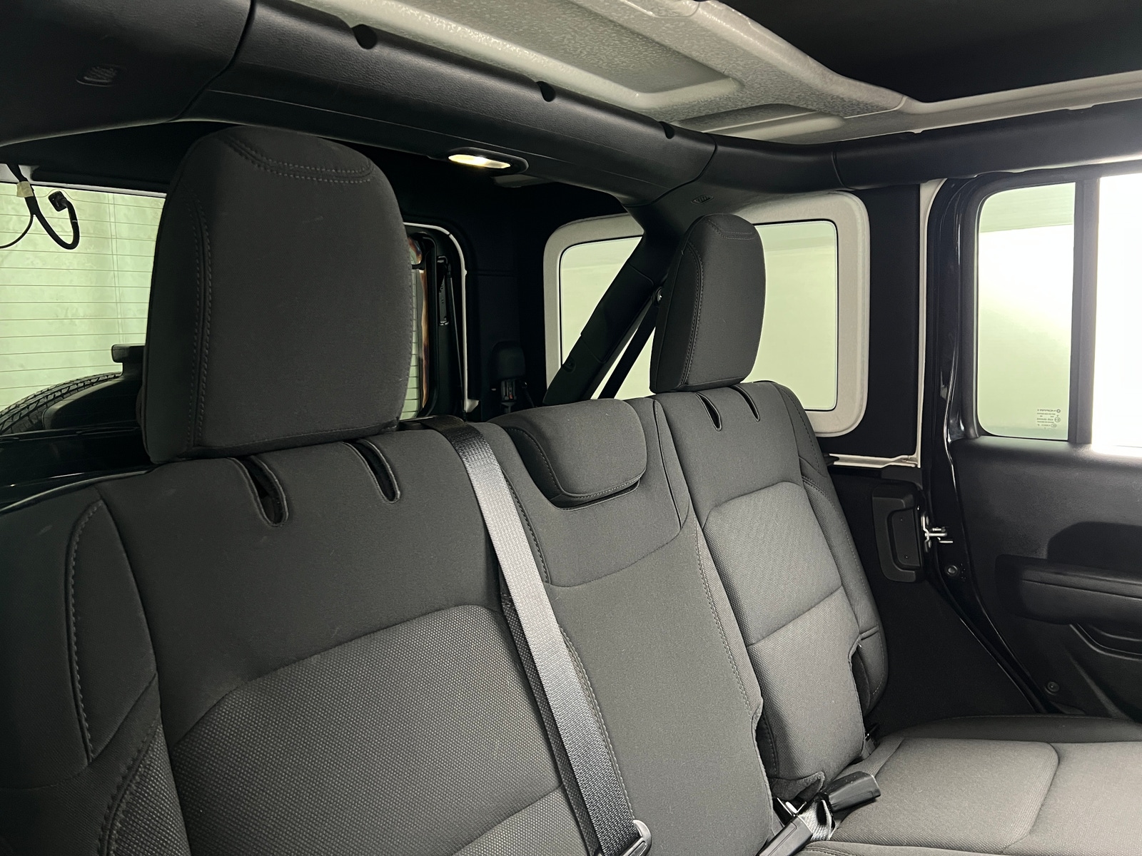 Thumbnail: 2022 Jeep Wrangler - 6