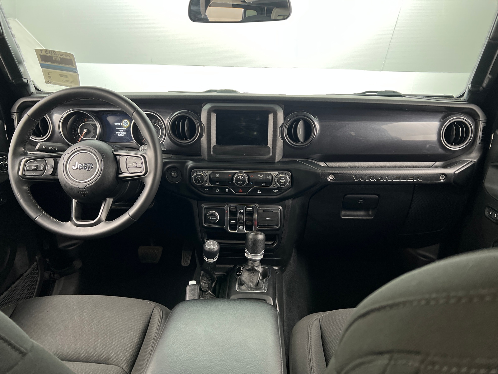 Thumbnail: 2022 Jeep Wrangler - 3