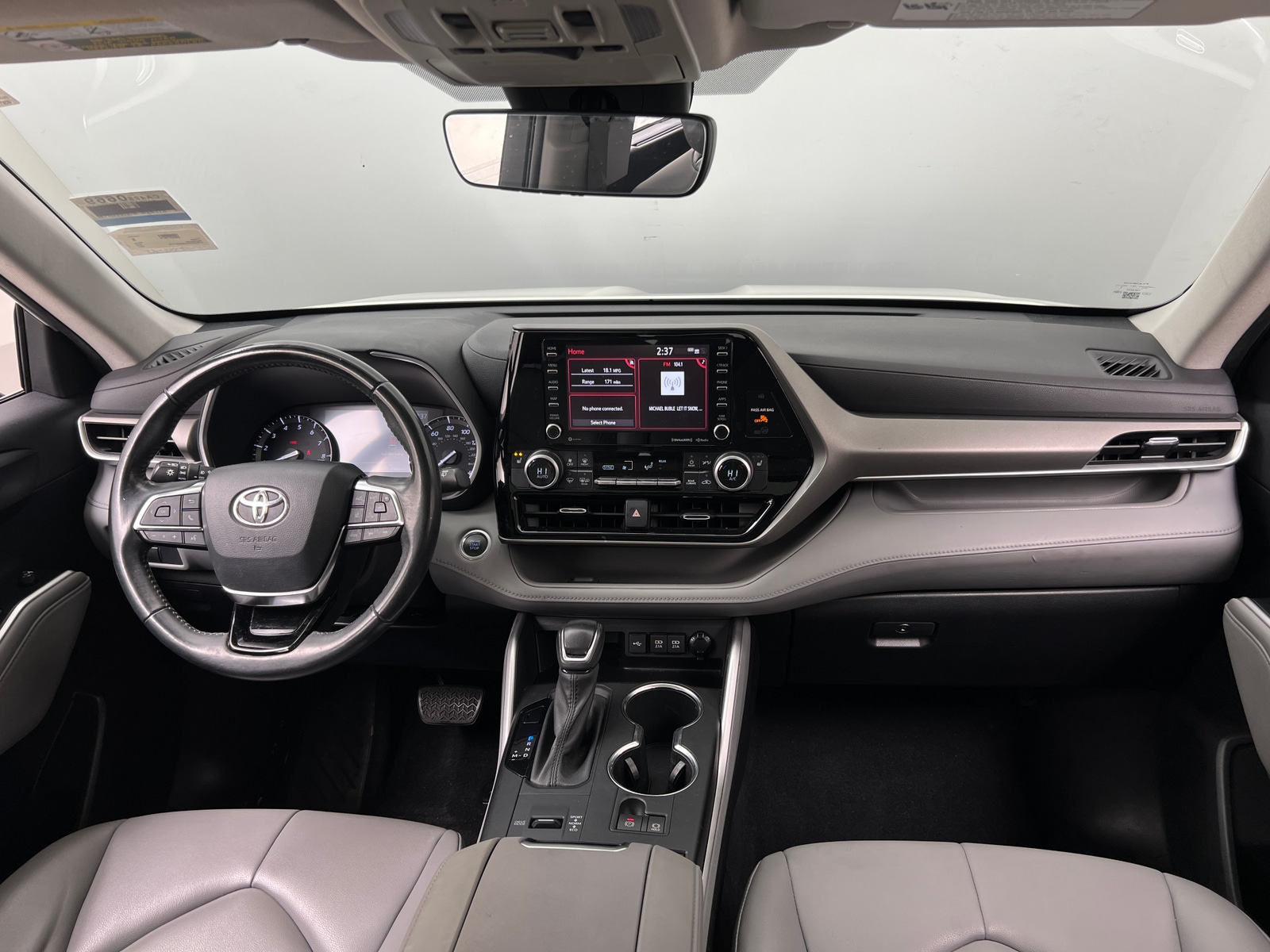 Thumbnail: 2021 Toyota Highlander - 2