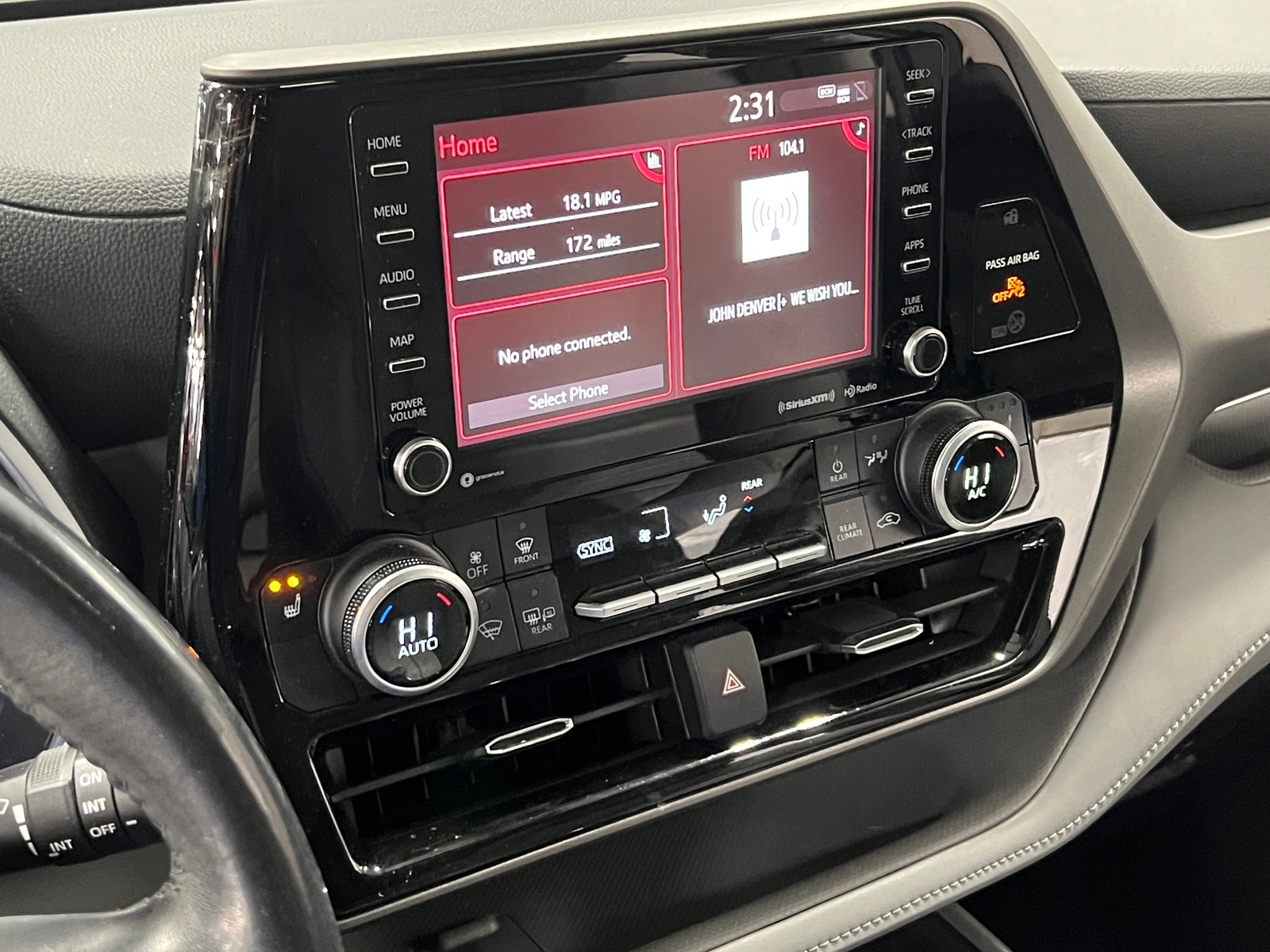 Thumbnail: 2021 Toyota Highlander - 3