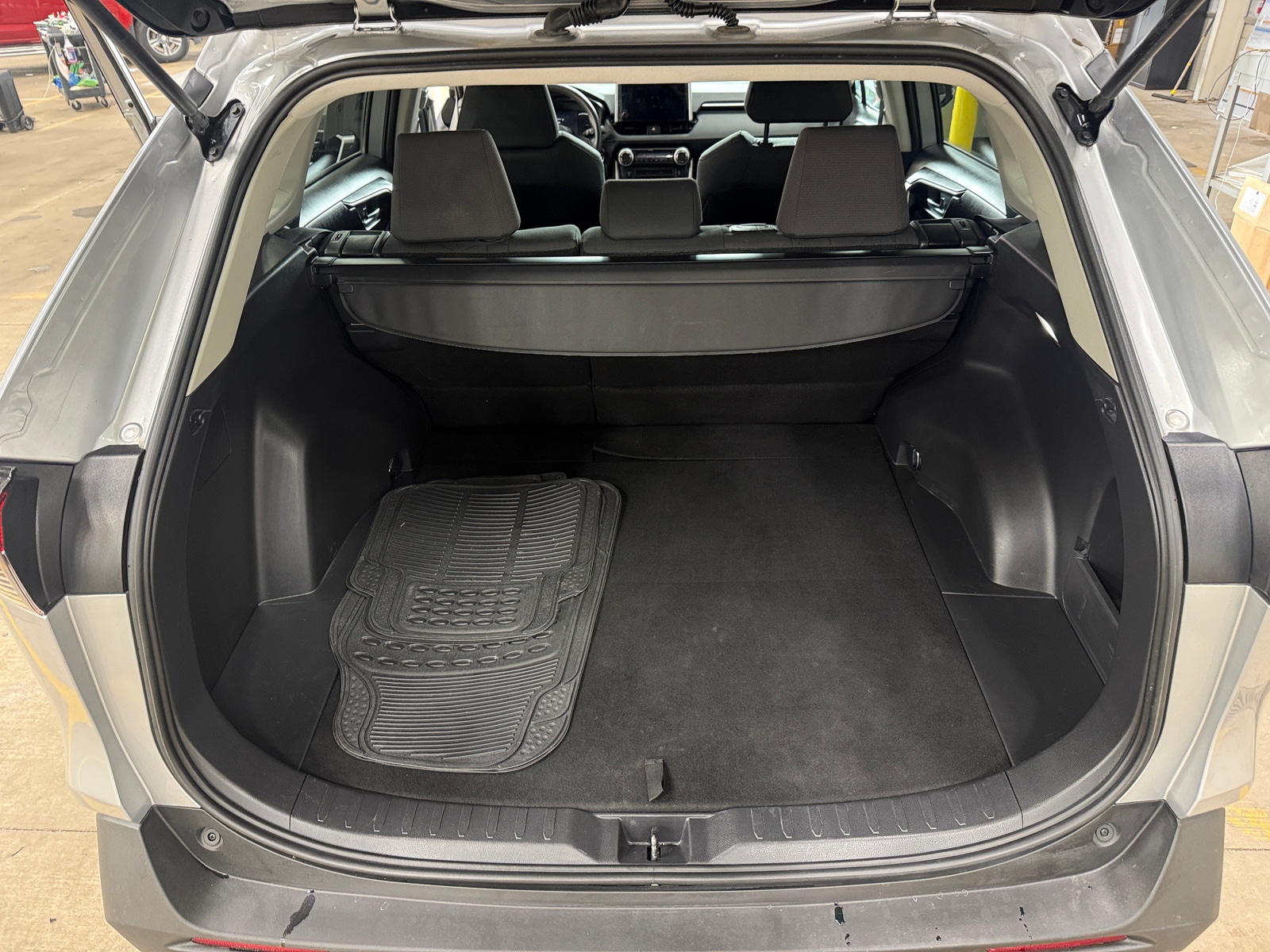 Thumbnail: 2024 Toyota RAV4 - 7