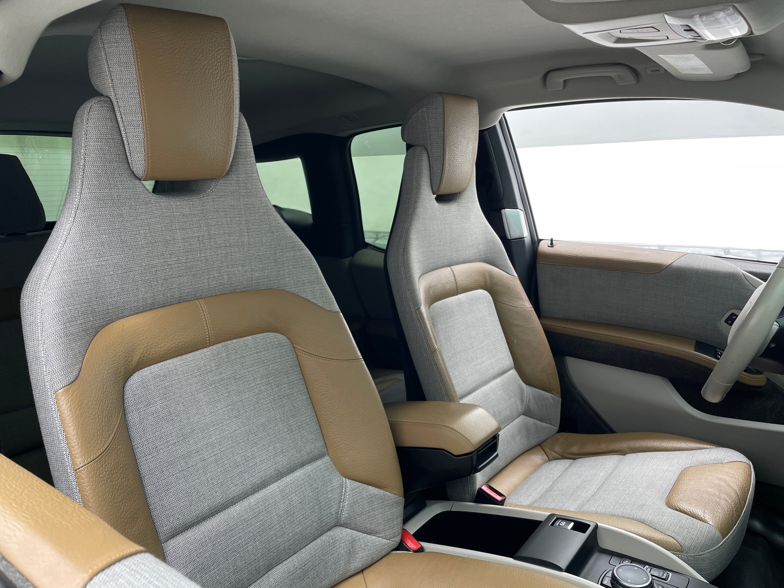 Thumbnail: 2015 BMW i3 - 2