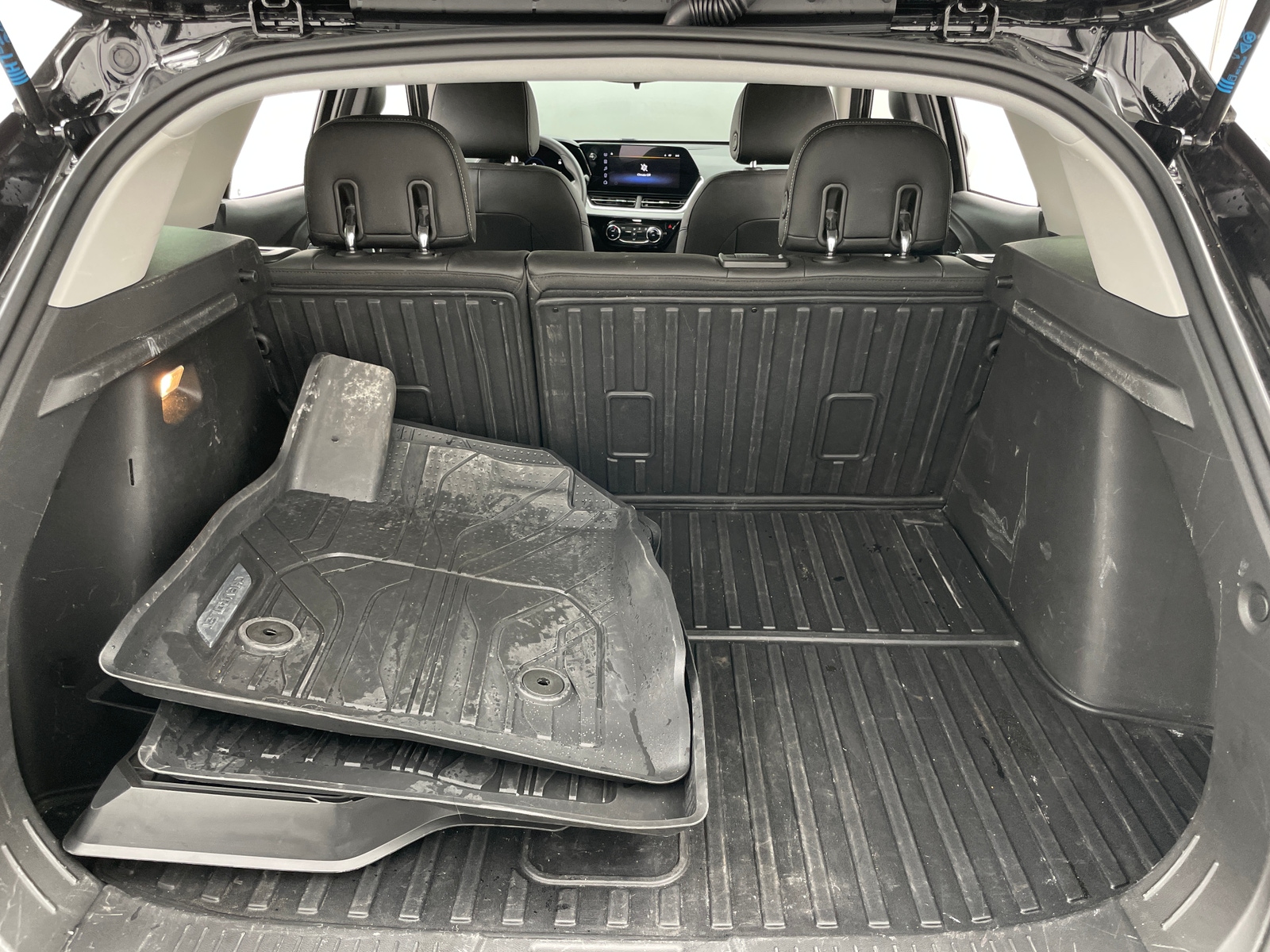 Thumbnail: 2025 Chevrolet Trax - 7