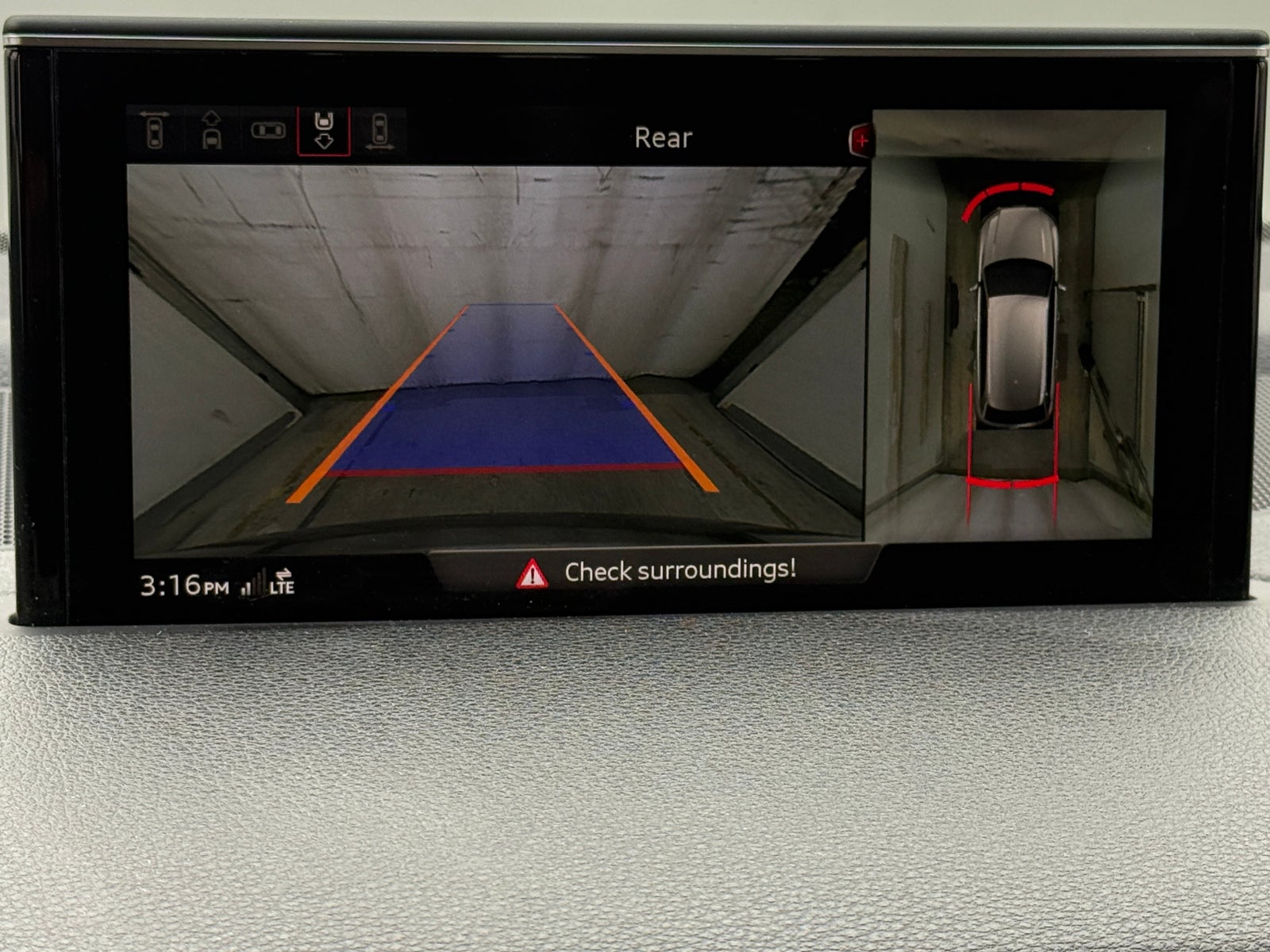 Thumbnail: 2018 Audi Q7 - 3