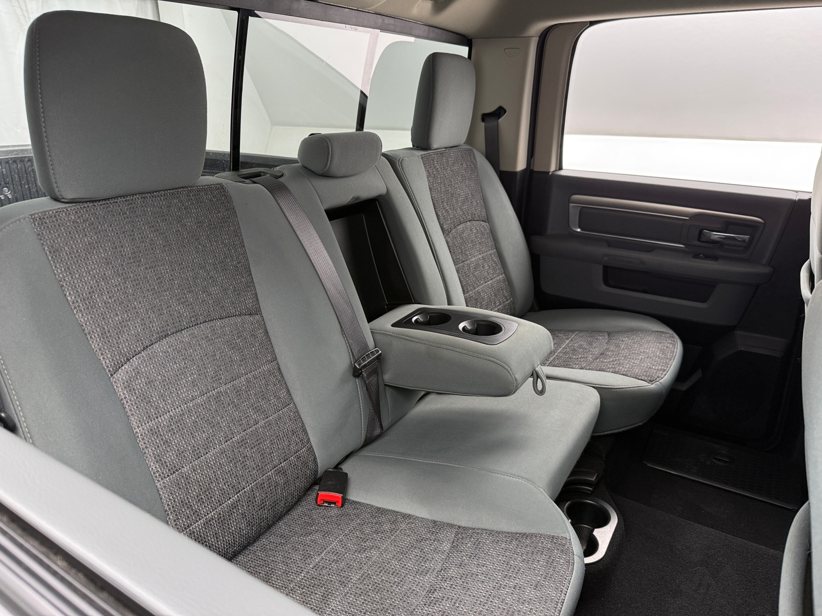 Thumbnail: 2019 RAM 1500 Classic - 6