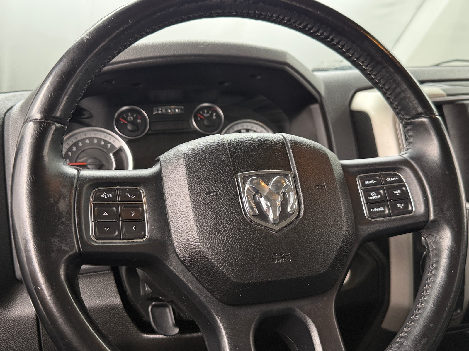 Thumbnail: 2019 RAM 1500 Classic - 5