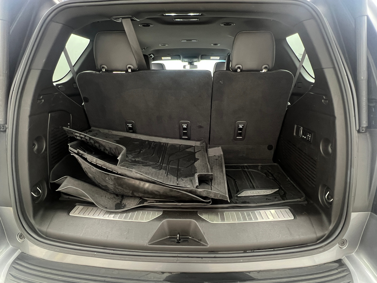 Thumbnail: 2021 Chevrolet Tahoe - 6