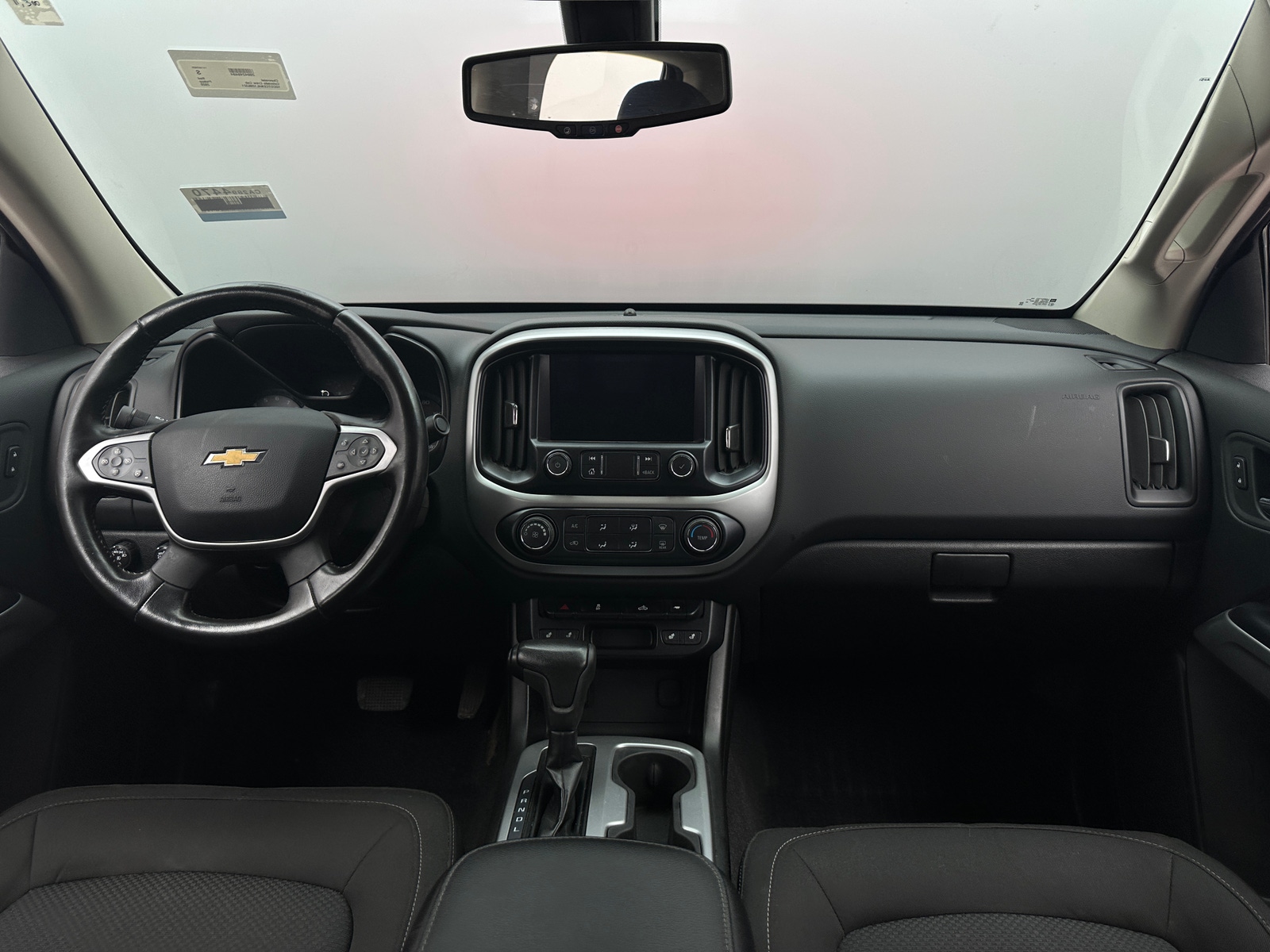 Thumbnail: 2020 Chevrolet Colorado - 3