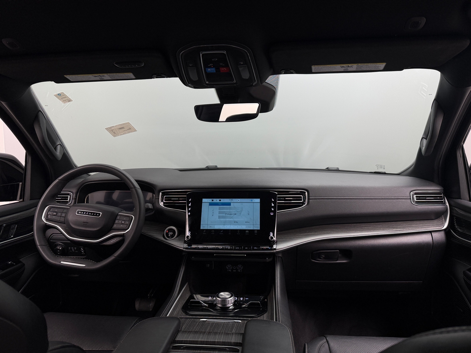 Thumbnail: 2024 Jeep Wagoneer - 2