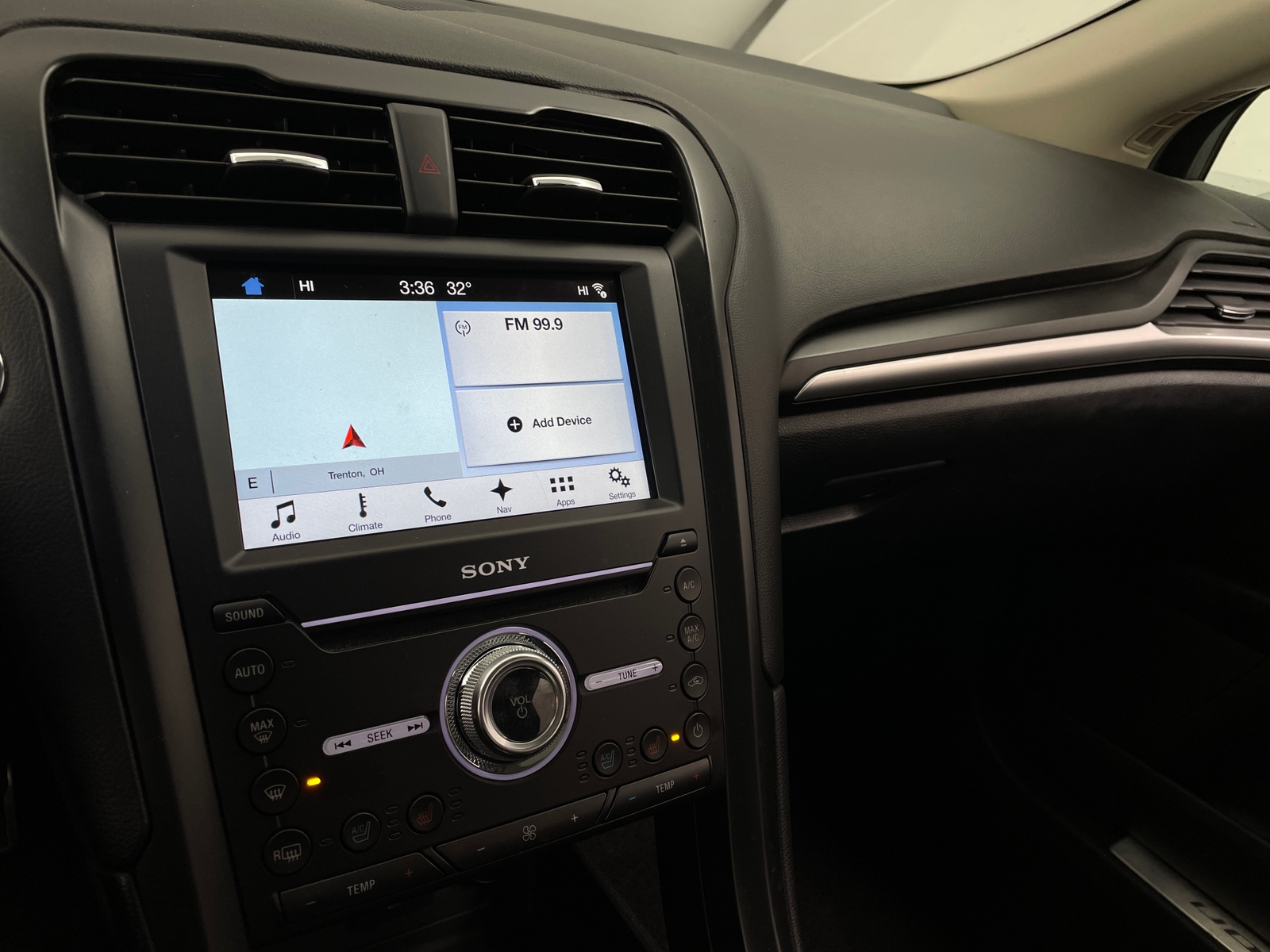 Thumbnail: 2017 Ford Fusion - 3