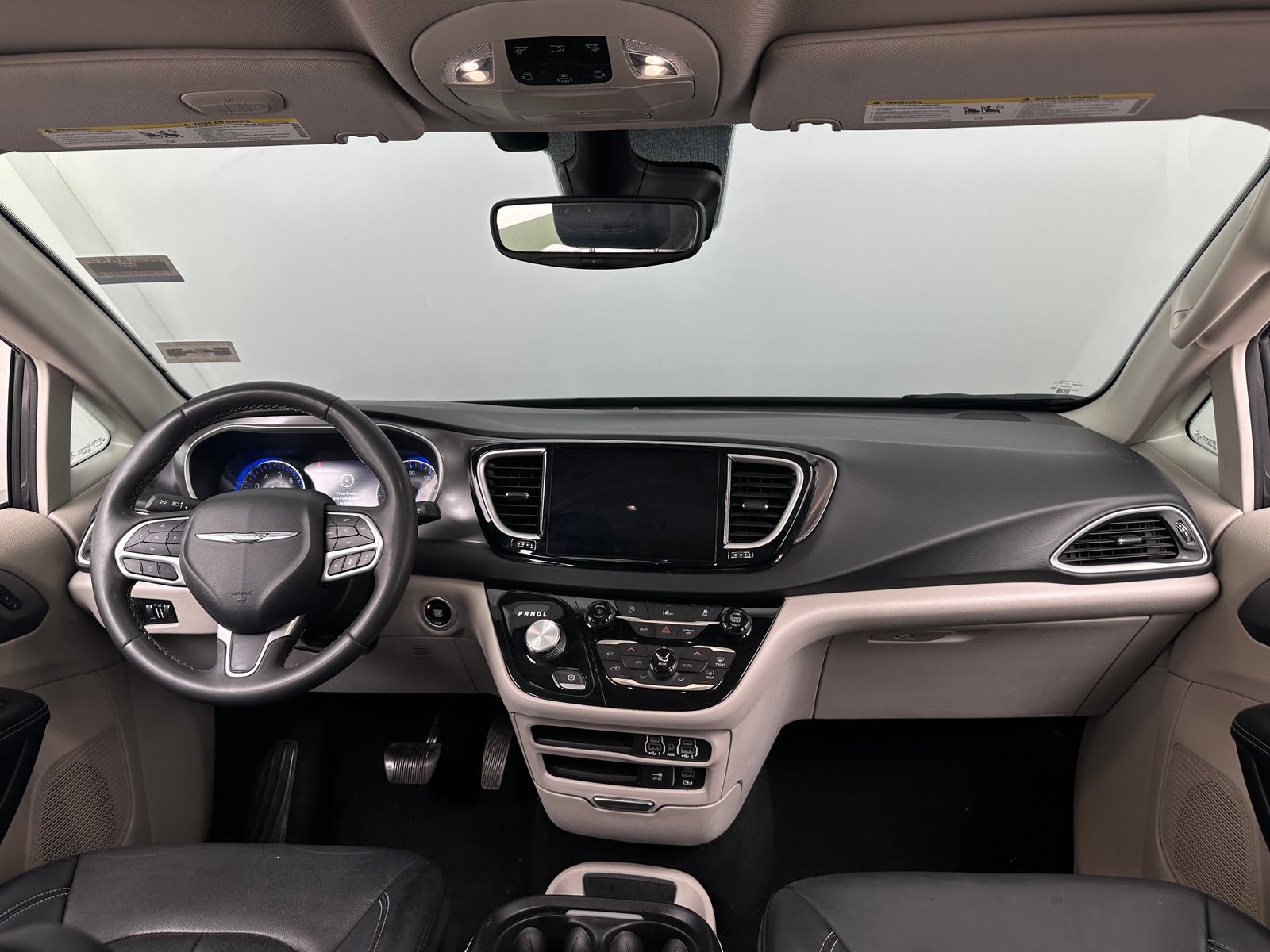 Thumbnail: 2022 Chrysler Pacifica - 2