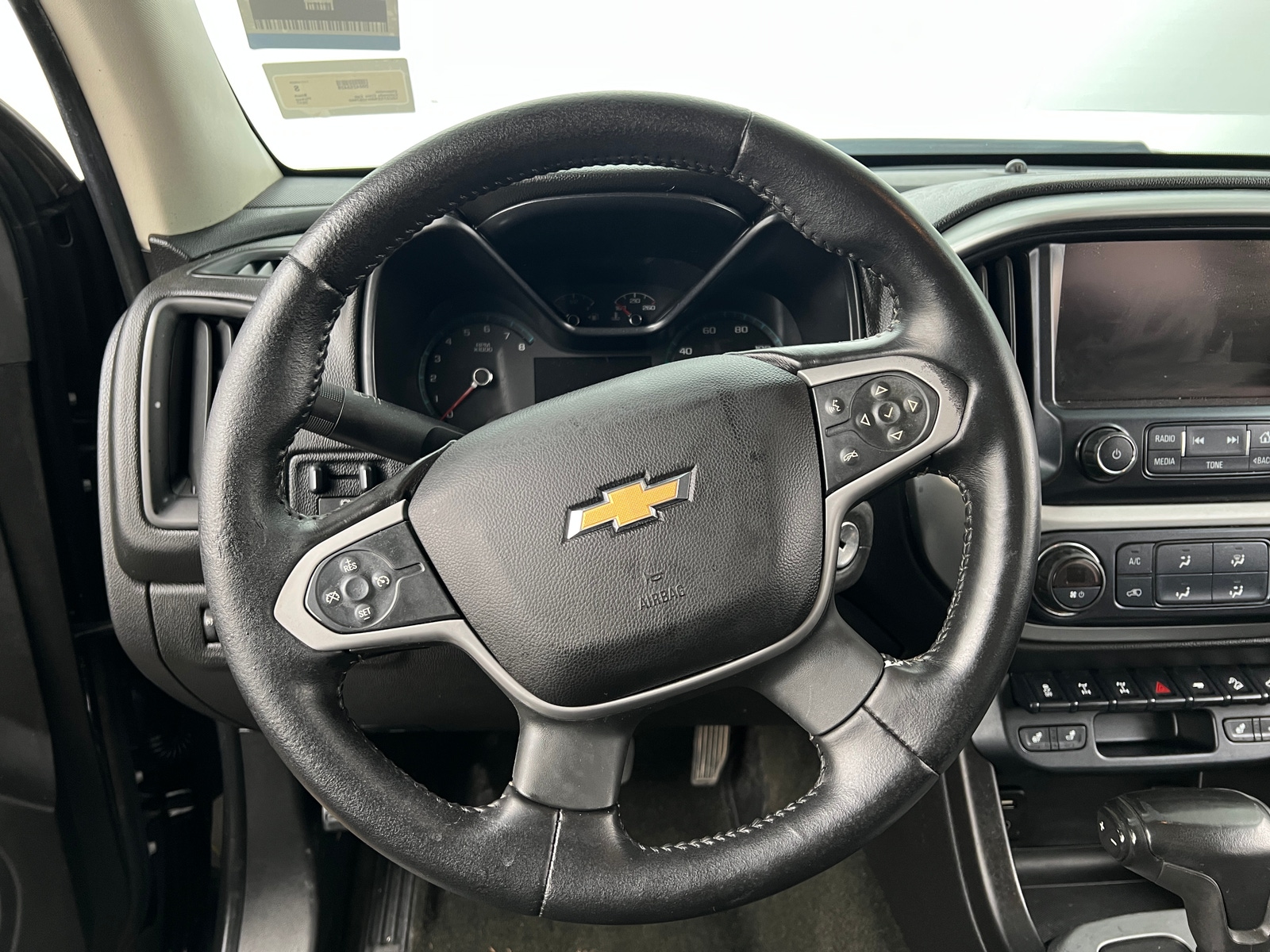 Thumbnail: 2017 Chevrolet Colorado - 4