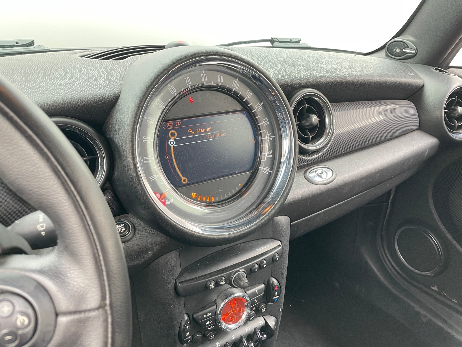 Thumbnail: 2015 MINI Cooper Convertible - 3