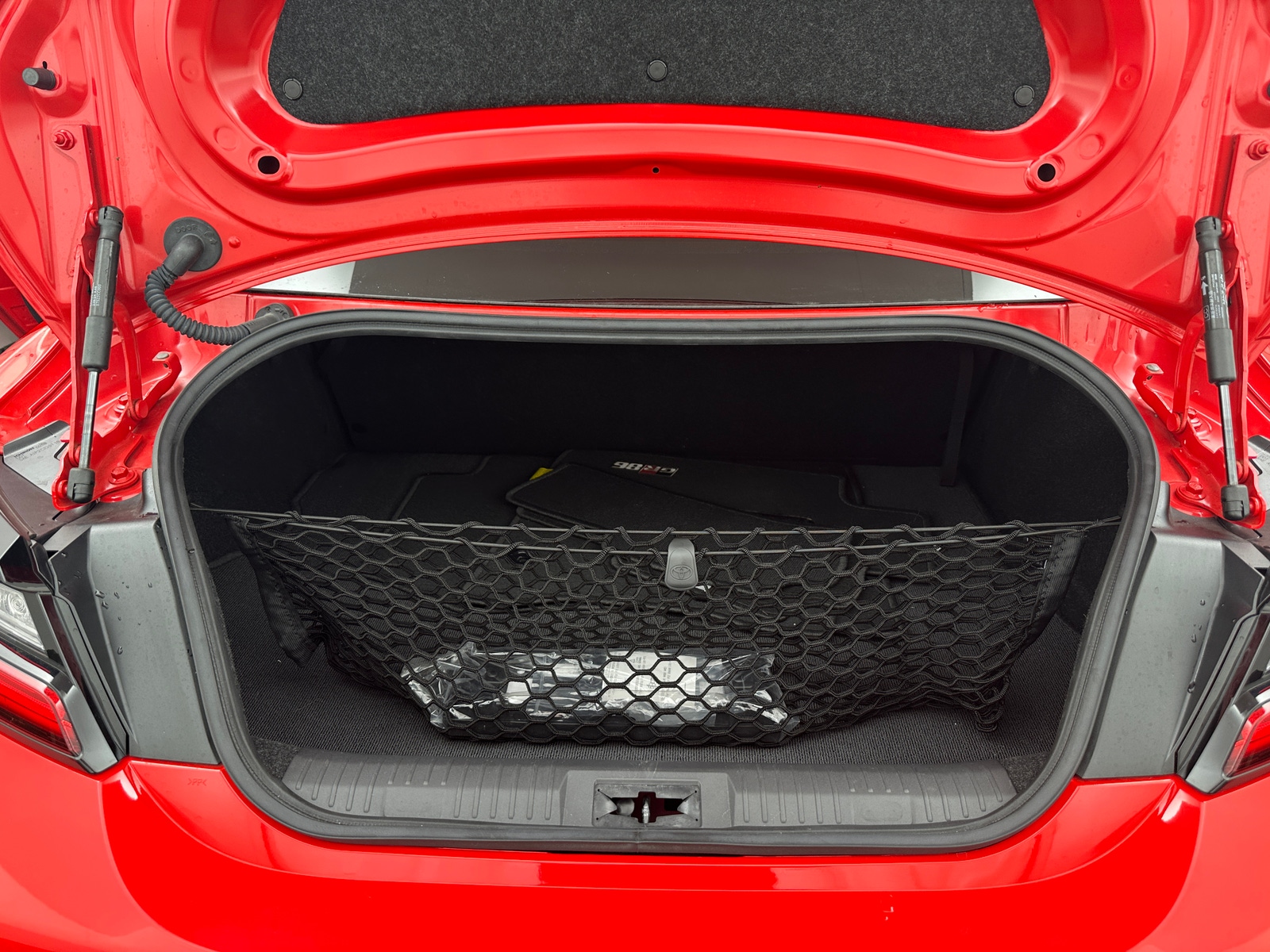 Thumbnail: 2025 Toyota GR86 - 4