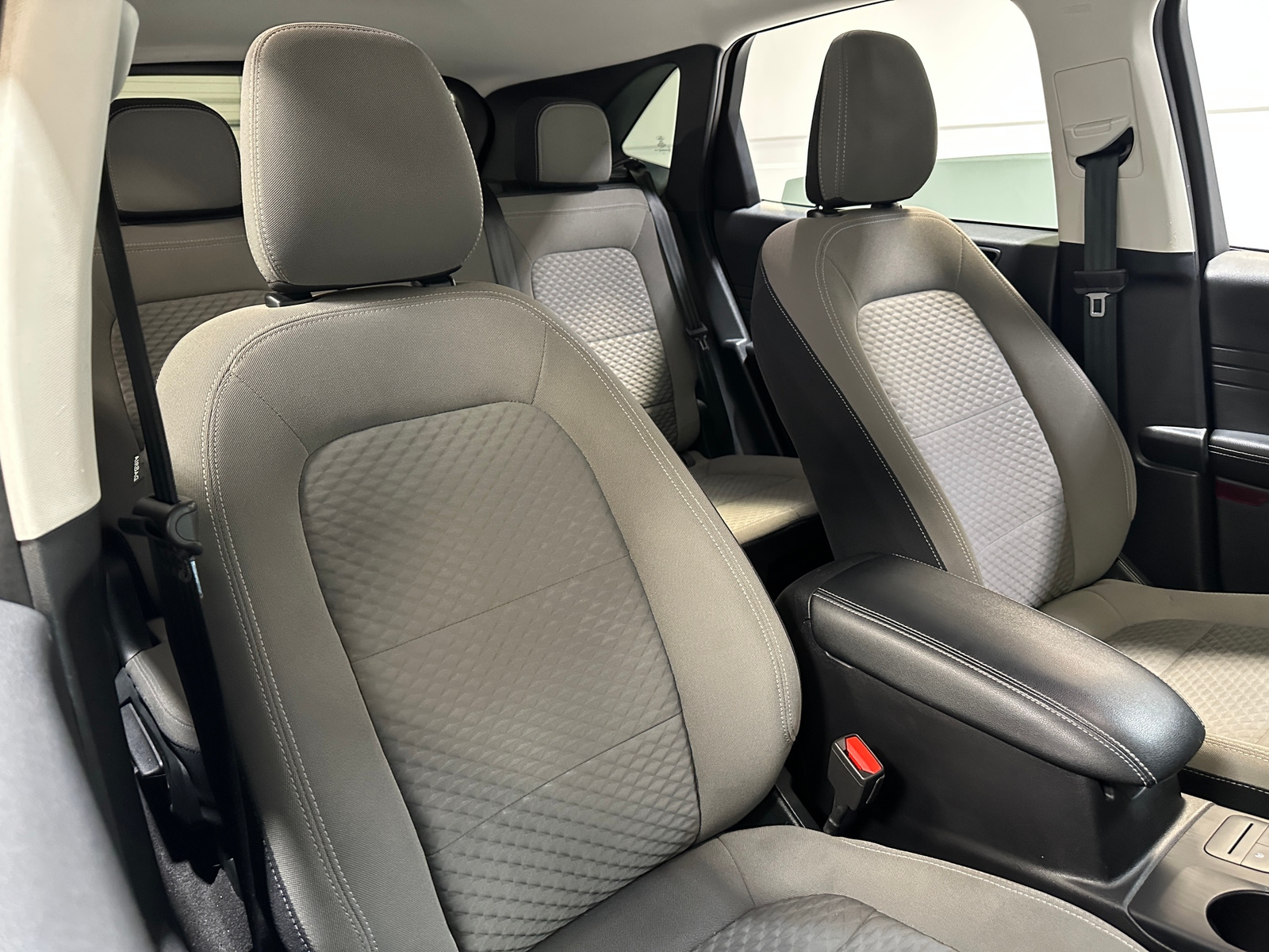 Thumbnail: 2022 Ford Escape - 2