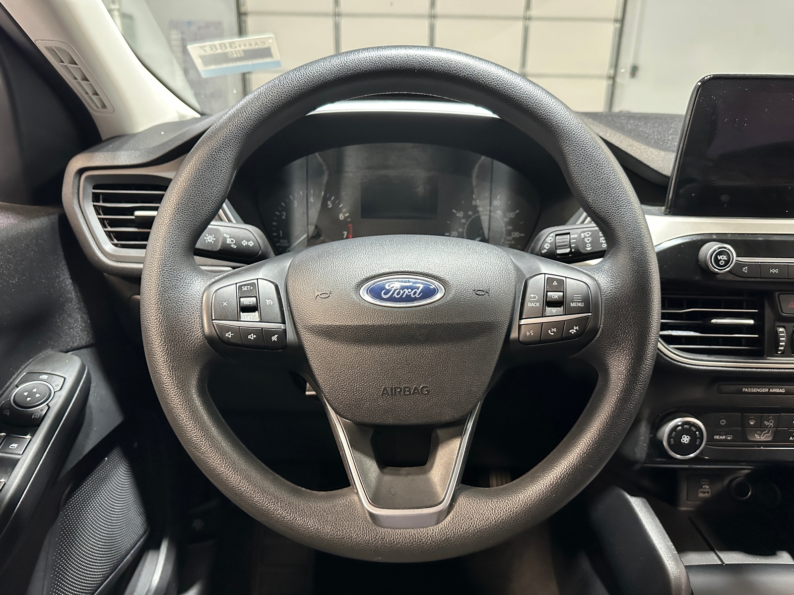 Thumbnail: 2022 Ford Escape - 5