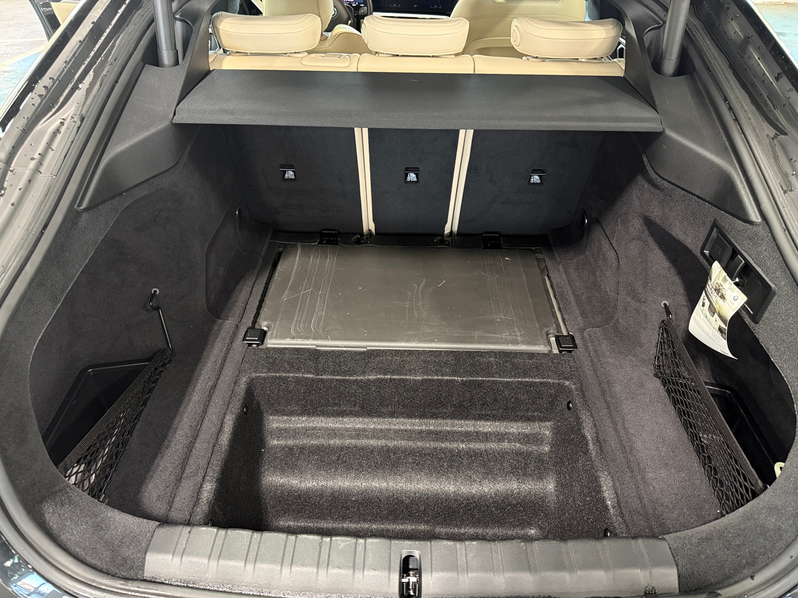 Thumbnail: 2022 BMW i4 - 6