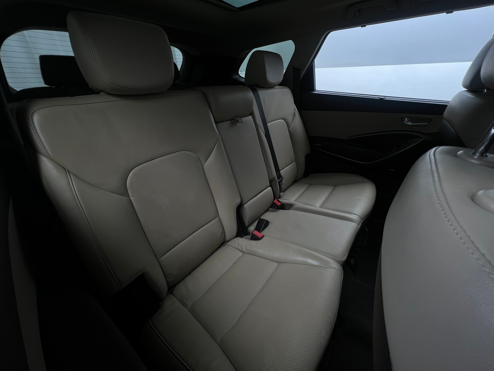 Thumbnail: 2017 Hyundai Santa Fe - 5