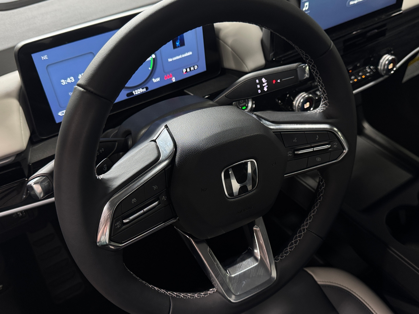 Thumbnail: 2024 Honda Prologue - 4