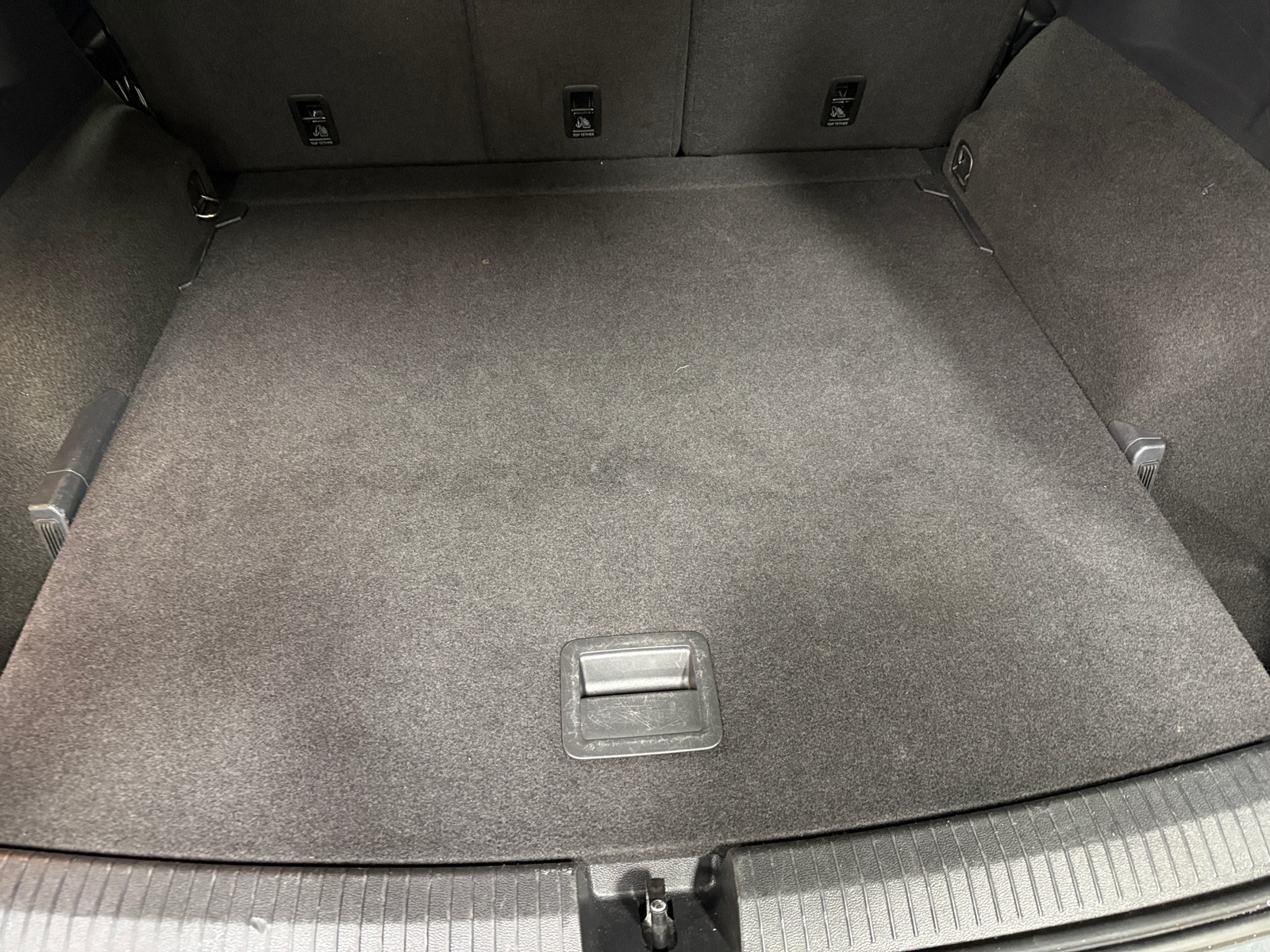 Thumbnail: 2021 Volkswagen Tiguan - 6