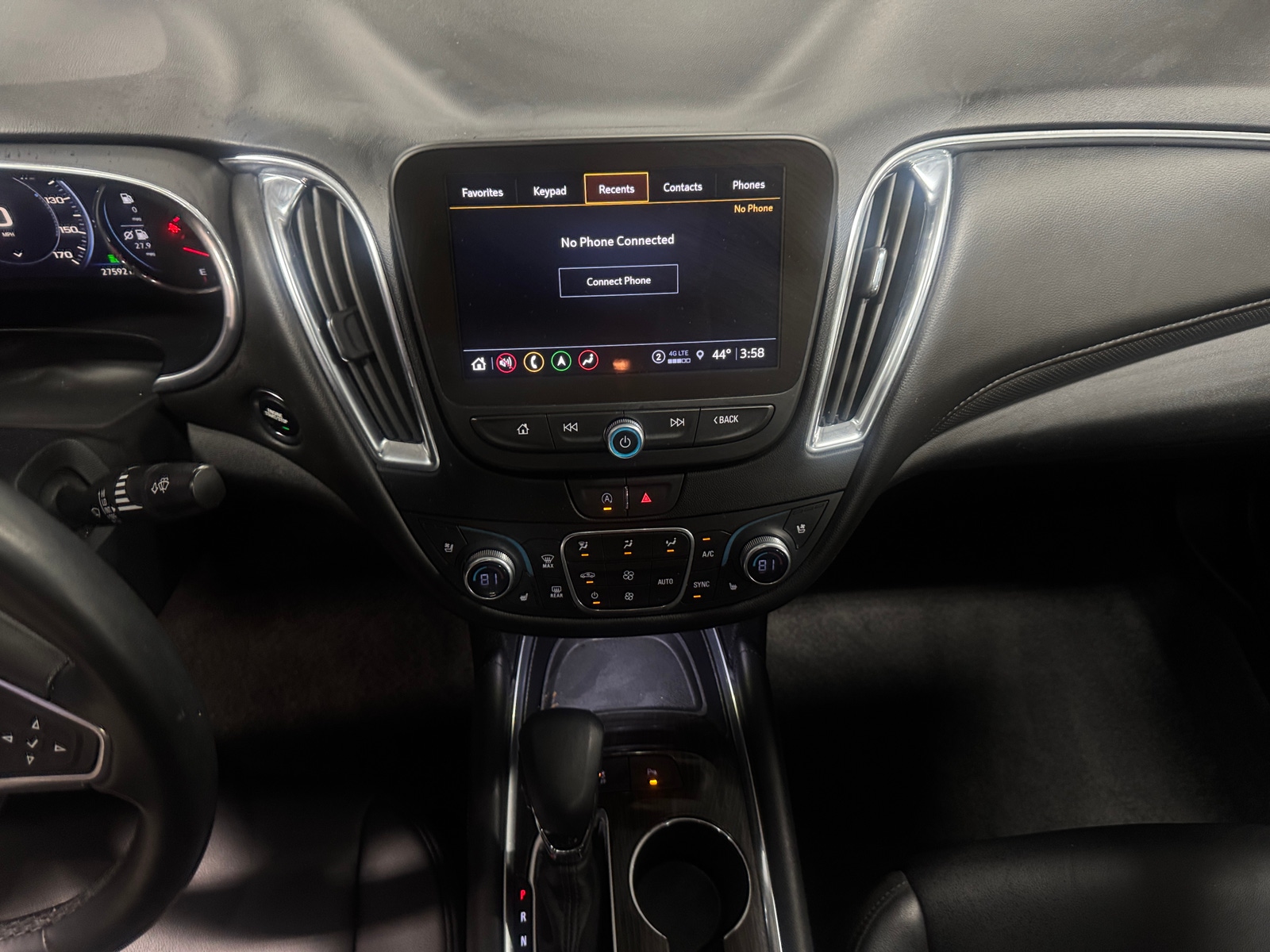 Thumbnail: 2024 Chevrolet Malibu - 3