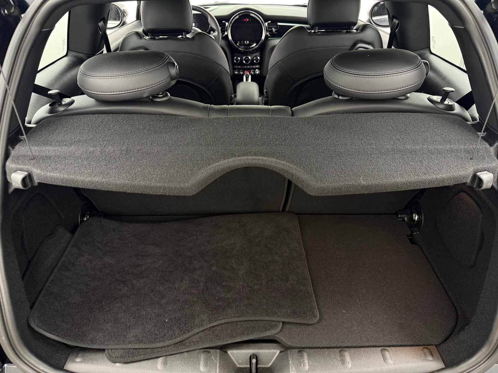 Thumbnail: 2023 MINI Cooper Hardtop - 6