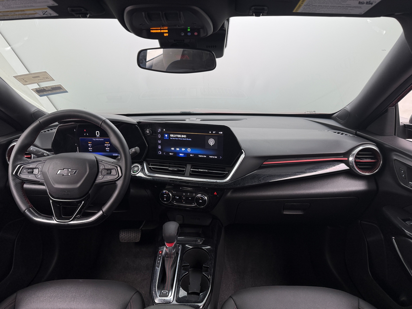 Thumbnail: 2025 Chevrolet Trax - 2