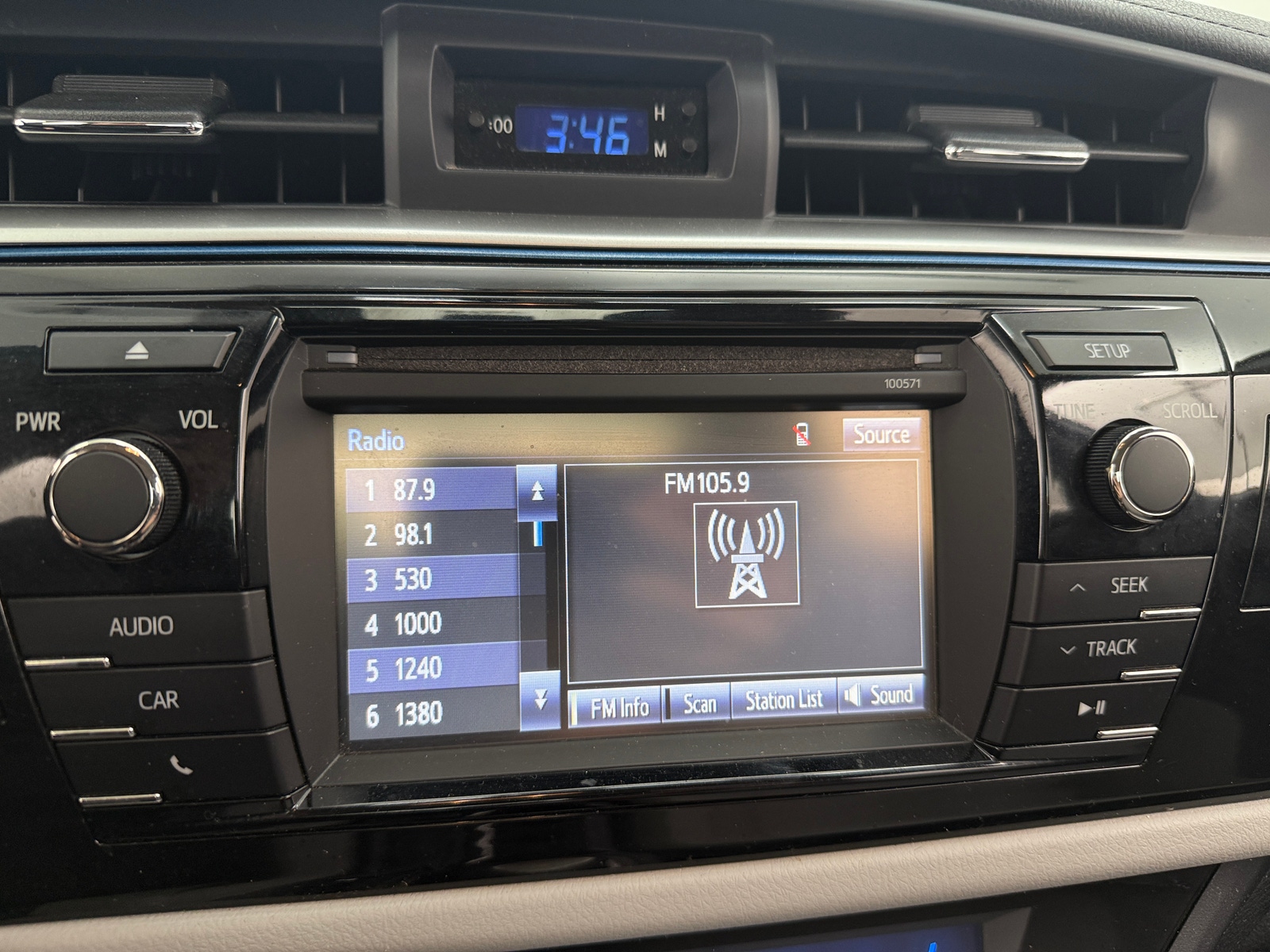 Thumbnail: 2016 Toyota Corolla - 4