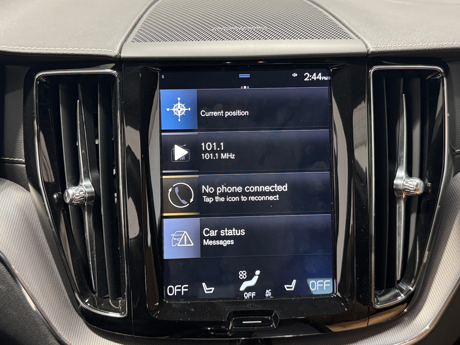 Thumbnail: 2019 Volvo XC60 - 3