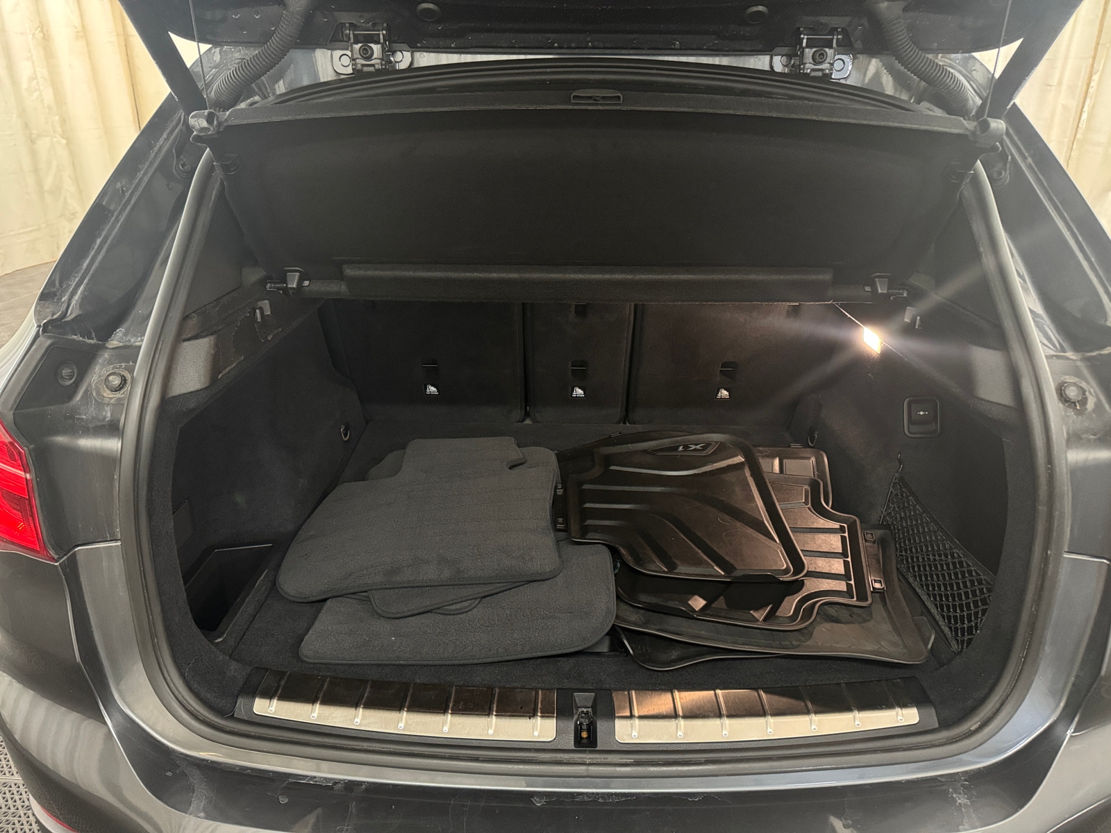 Thumbnail: 2016 BMW X1 - 6