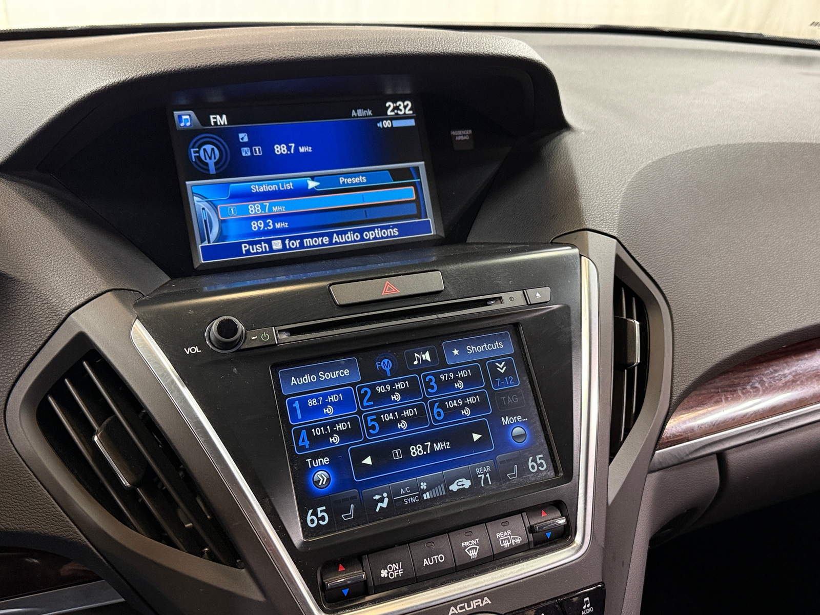 Thumbnail: 2016 Acura MDX - 3