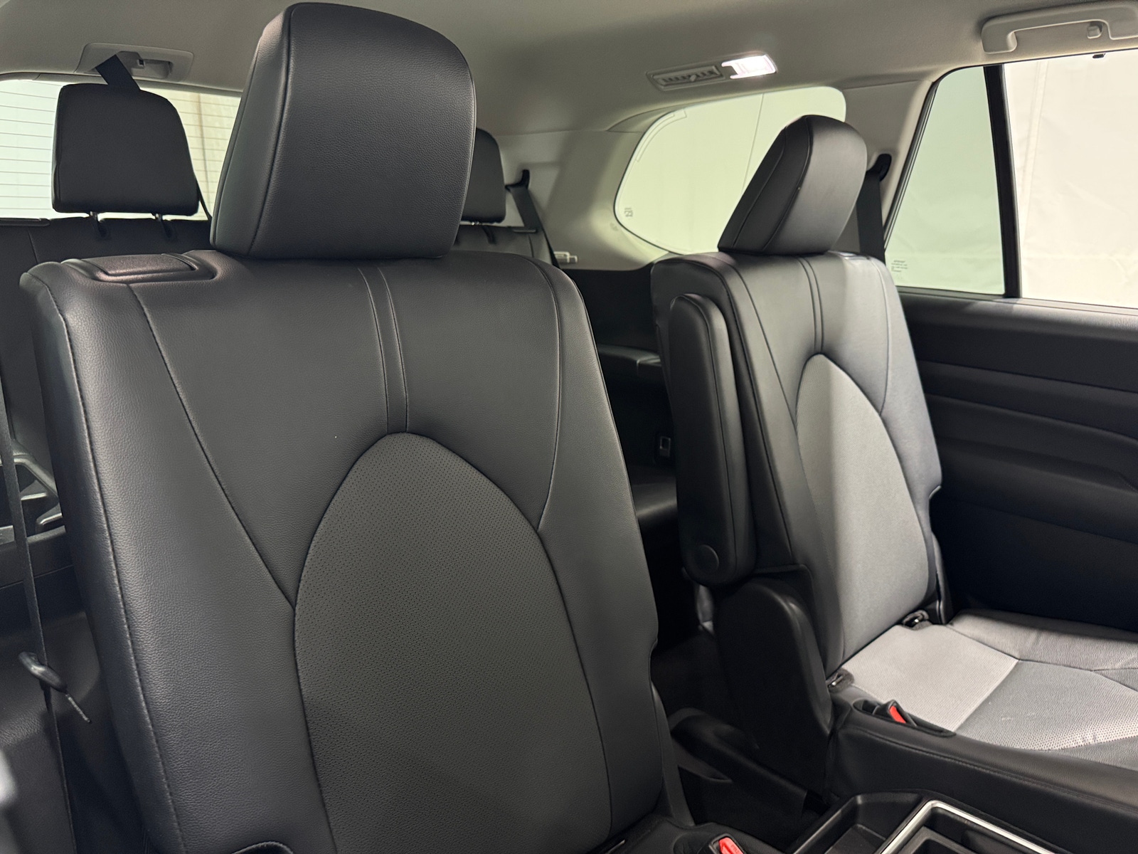 Thumbnail: 2025 Toyota Grand Highlander - 6