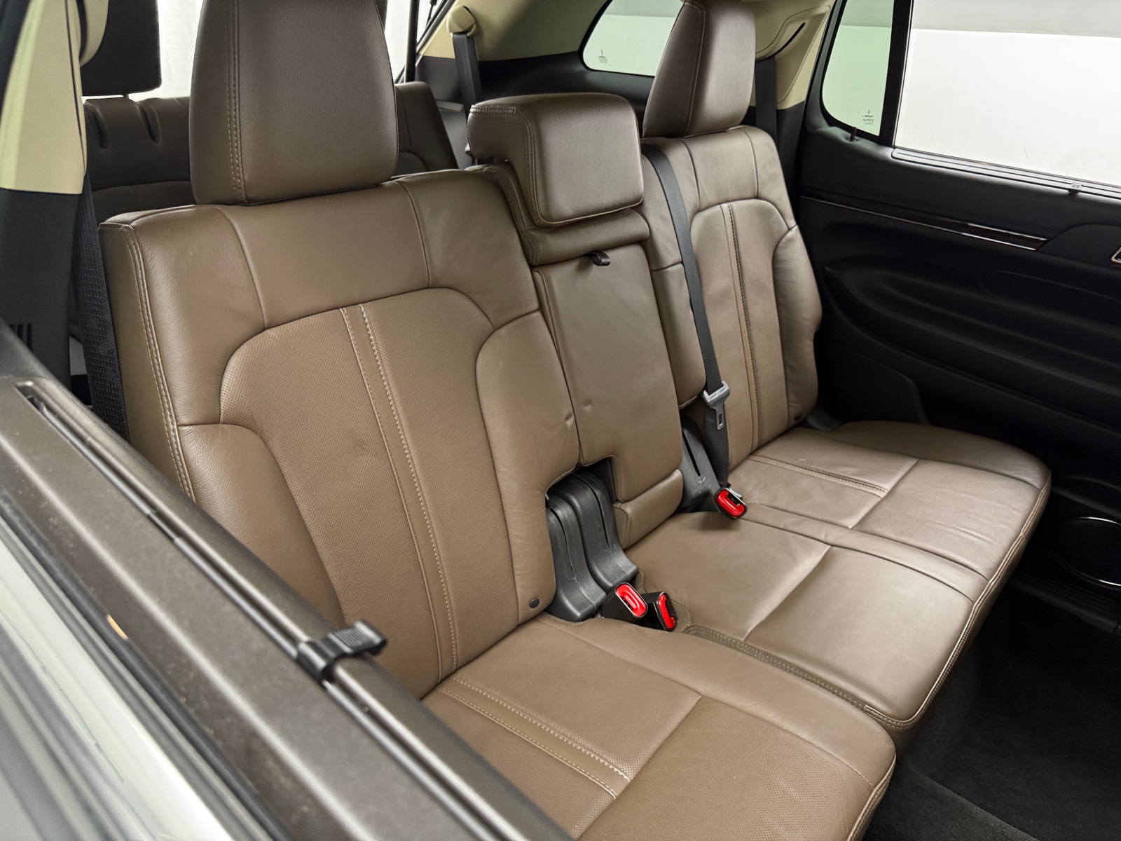 Thumbnail: 2014 Lincoln MKT - 5