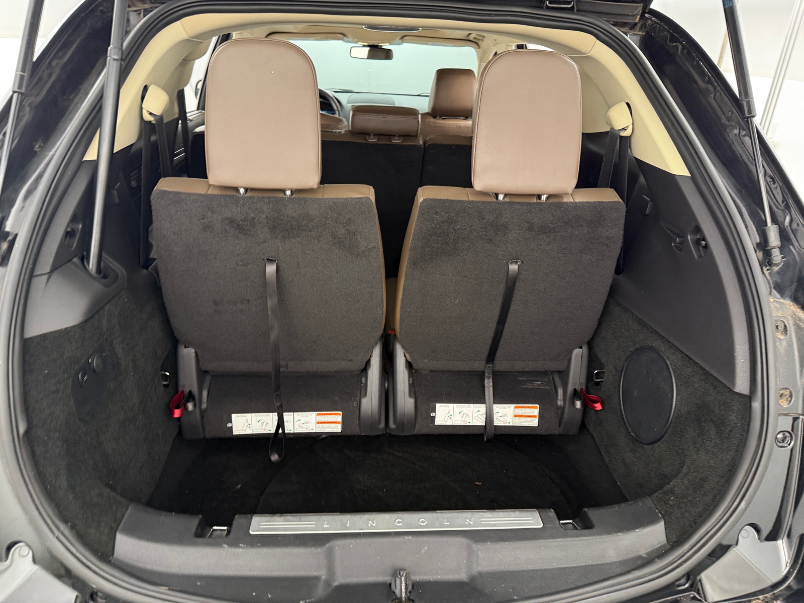 Thumbnail: 2014 Lincoln MKT - 6