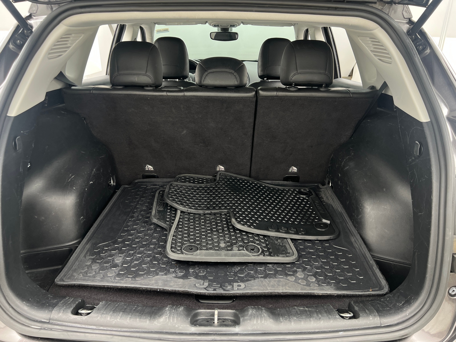 Thumbnail: 2018 Jeep Compass - 7