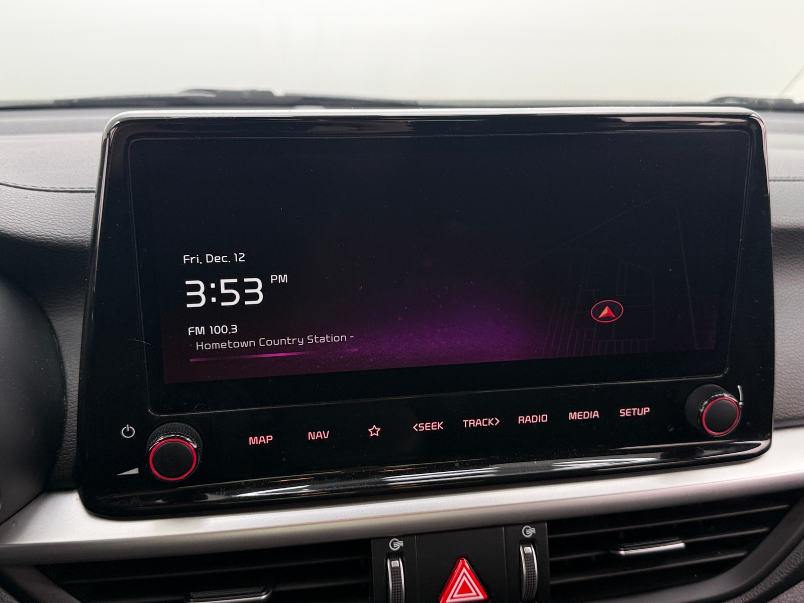 Thumbnail: 2023 Kia Forte - 4