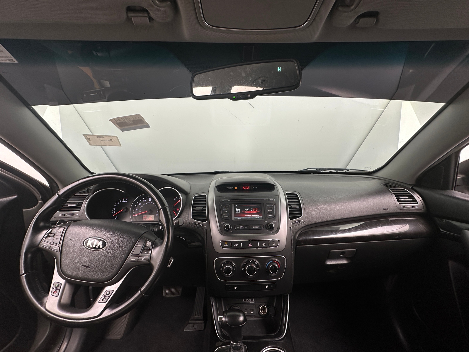 Thumbnail: 2014 Kia Sorento - 3