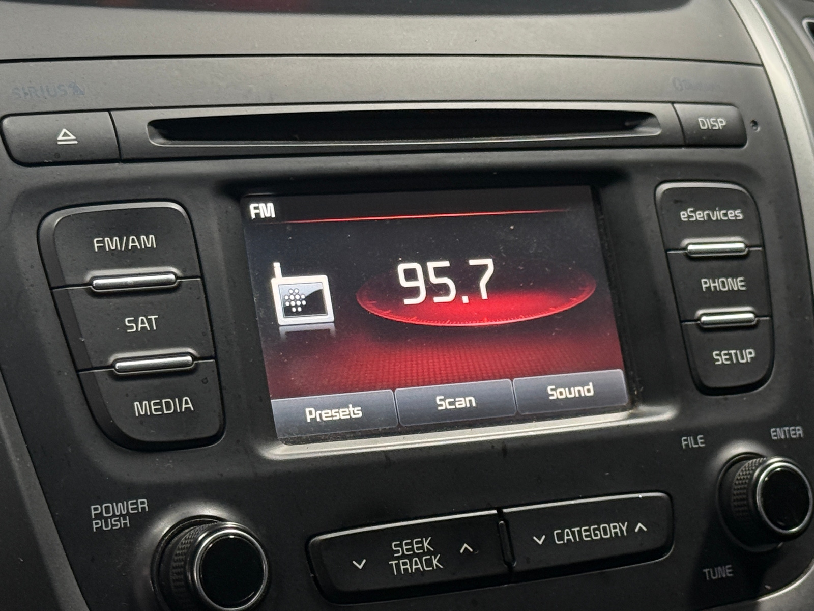 Thumbnail: 2014 Kia Sorento - 4