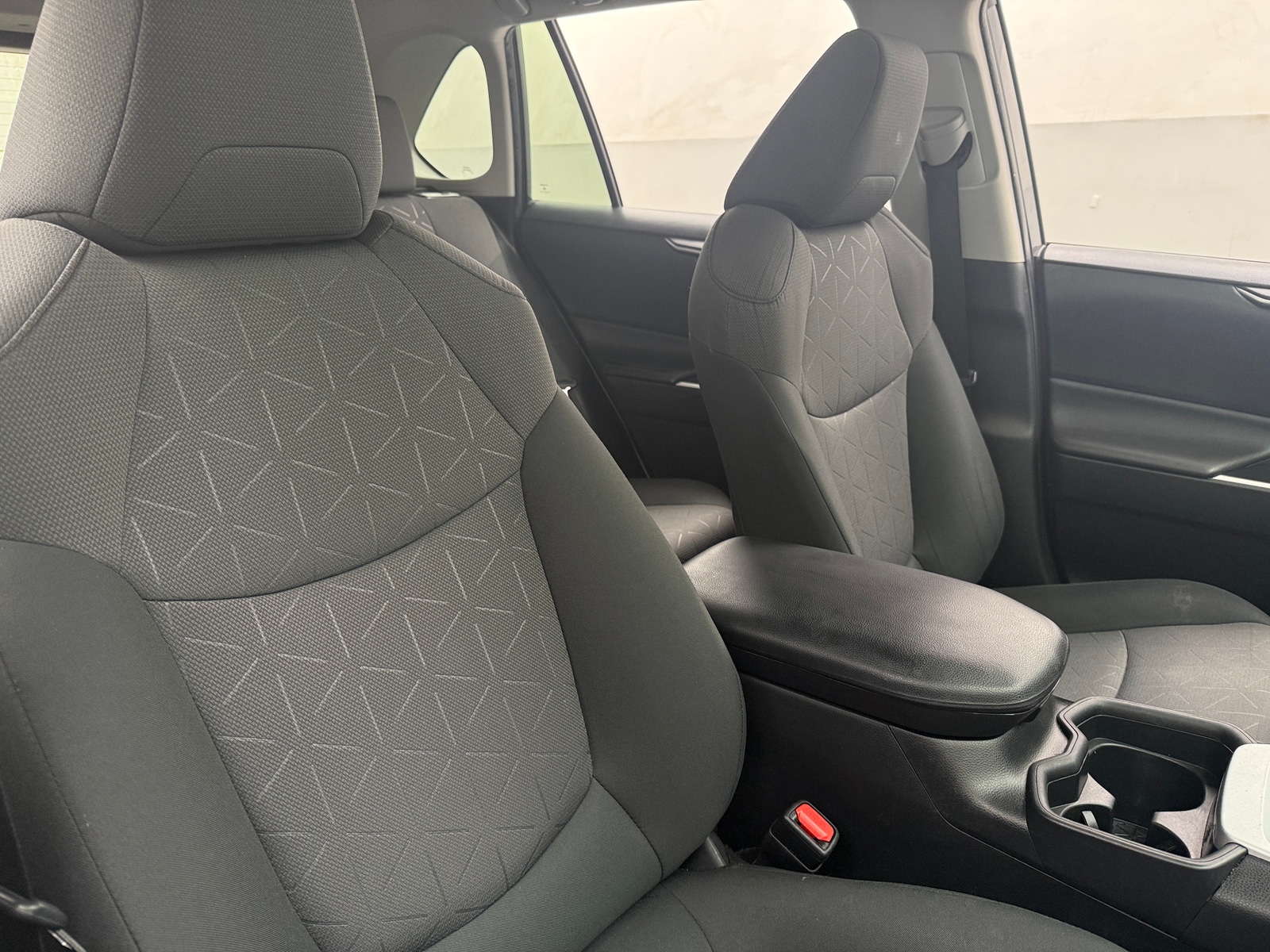 Thumbnail: 2019 Toyota RAV4 - 2