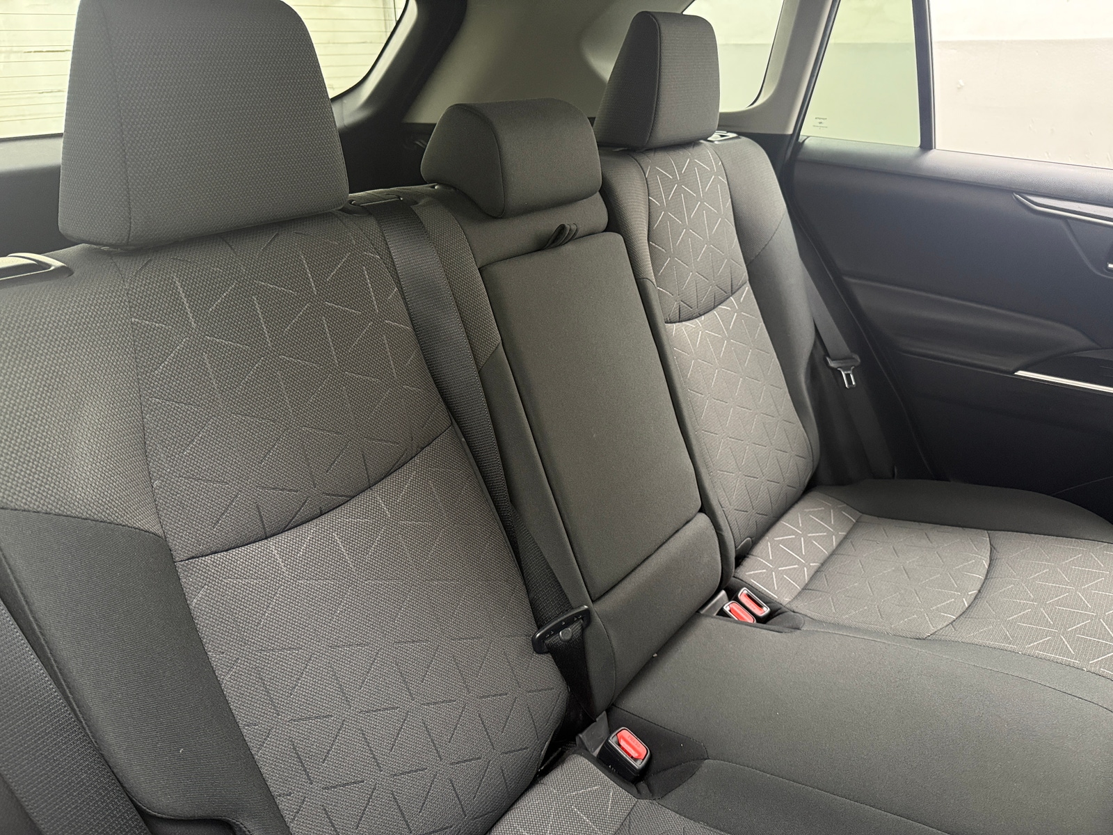 Thumbnail: 2019 Toyota RAV4 - 6