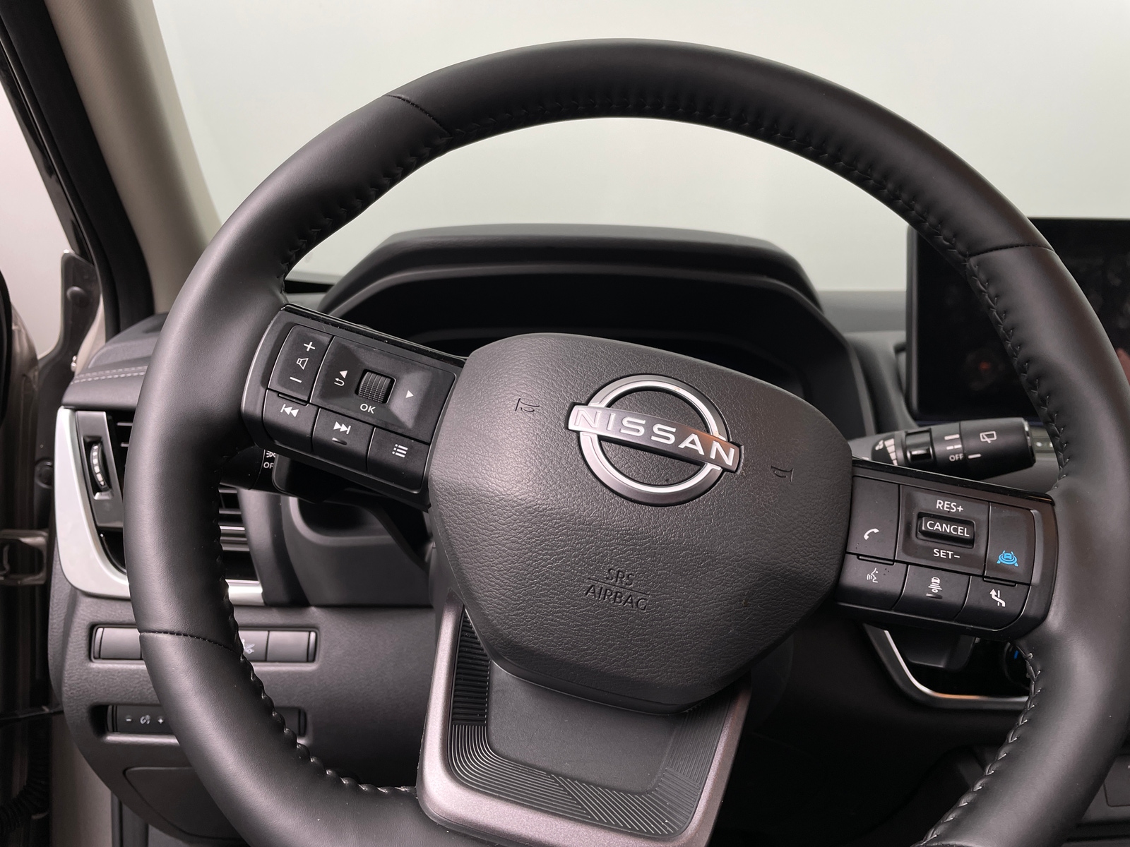 Thumbnail: 2025 Nissan Rogue - 4