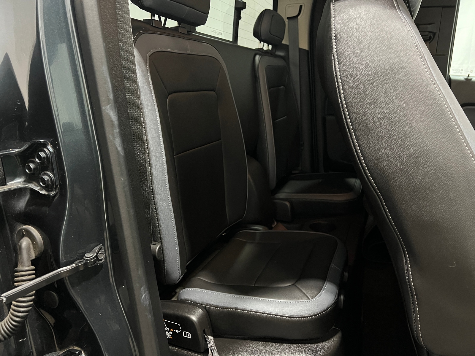 Thumbnail: 2017 Chevrolet Colorado - 5