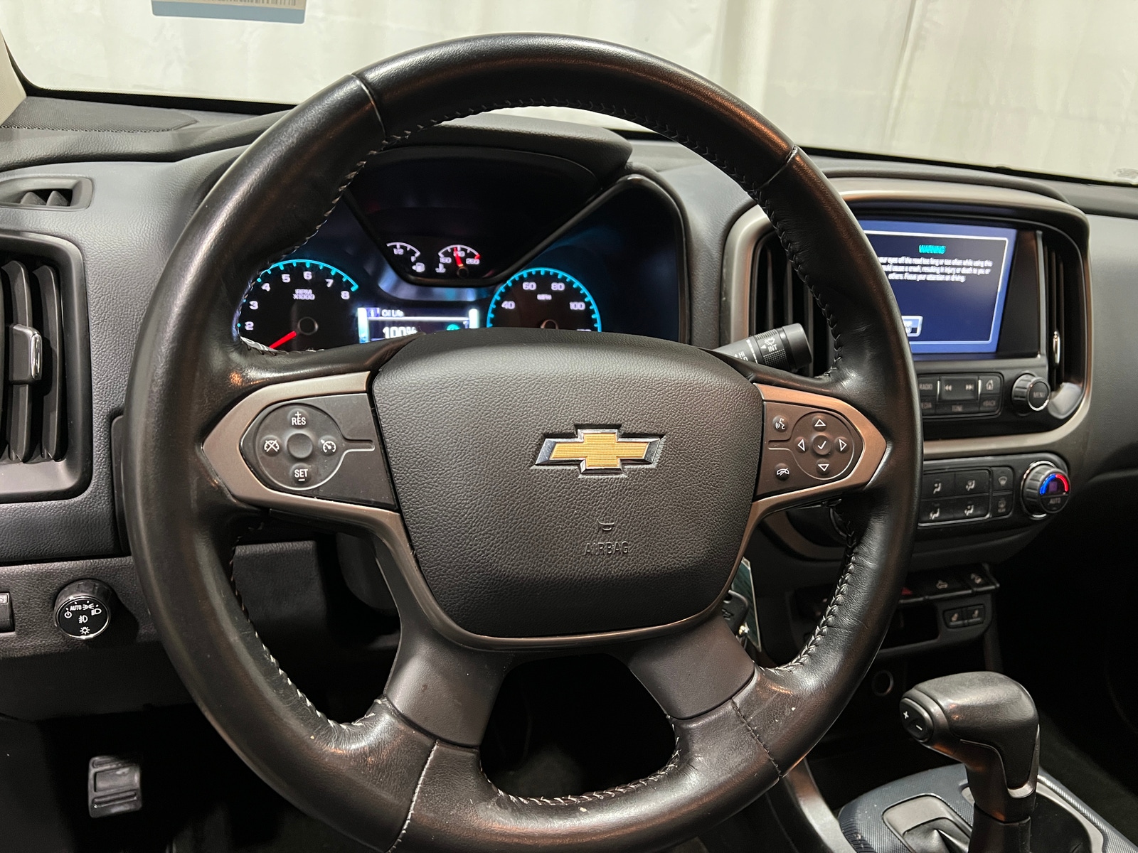 Thumbnail: 2017 Chevrolet Colorado - 4