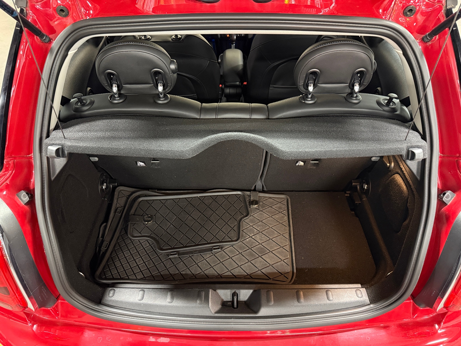 Thumbnail: 2019 MINI Cooper Hardtop - 6