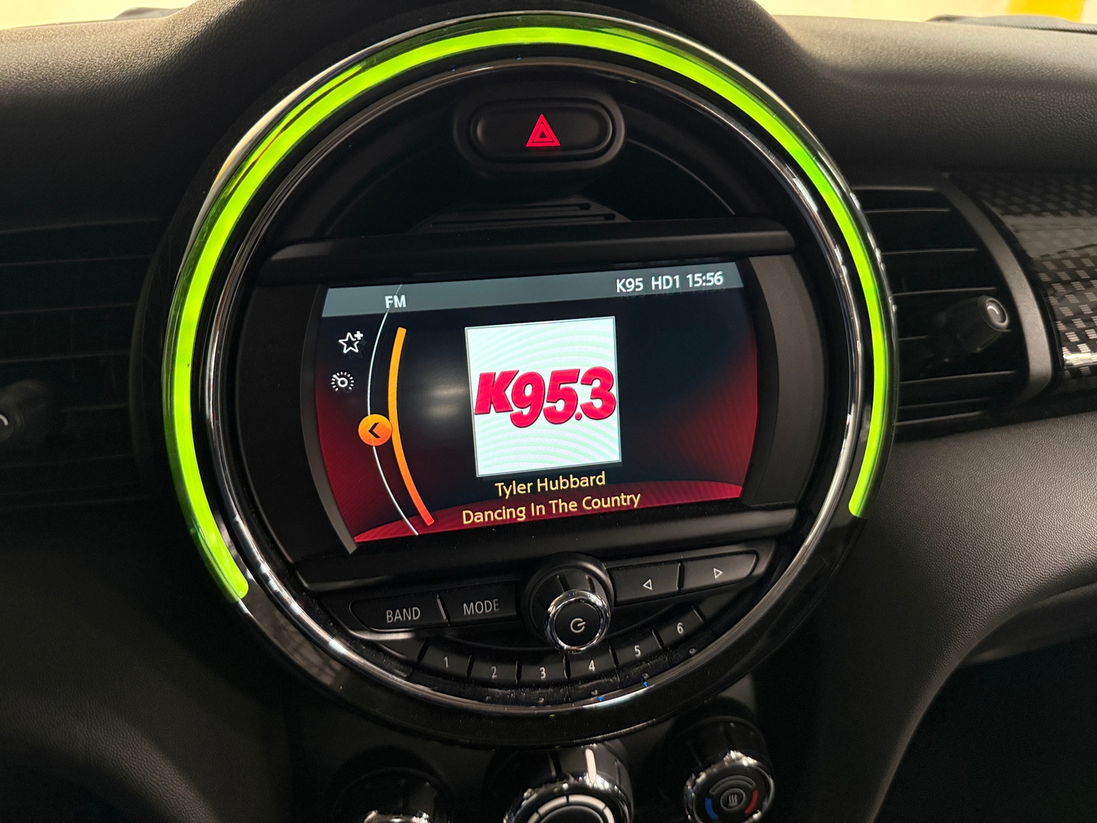 Thumbnail: 2019 MINI Cooper Hardtop - 3